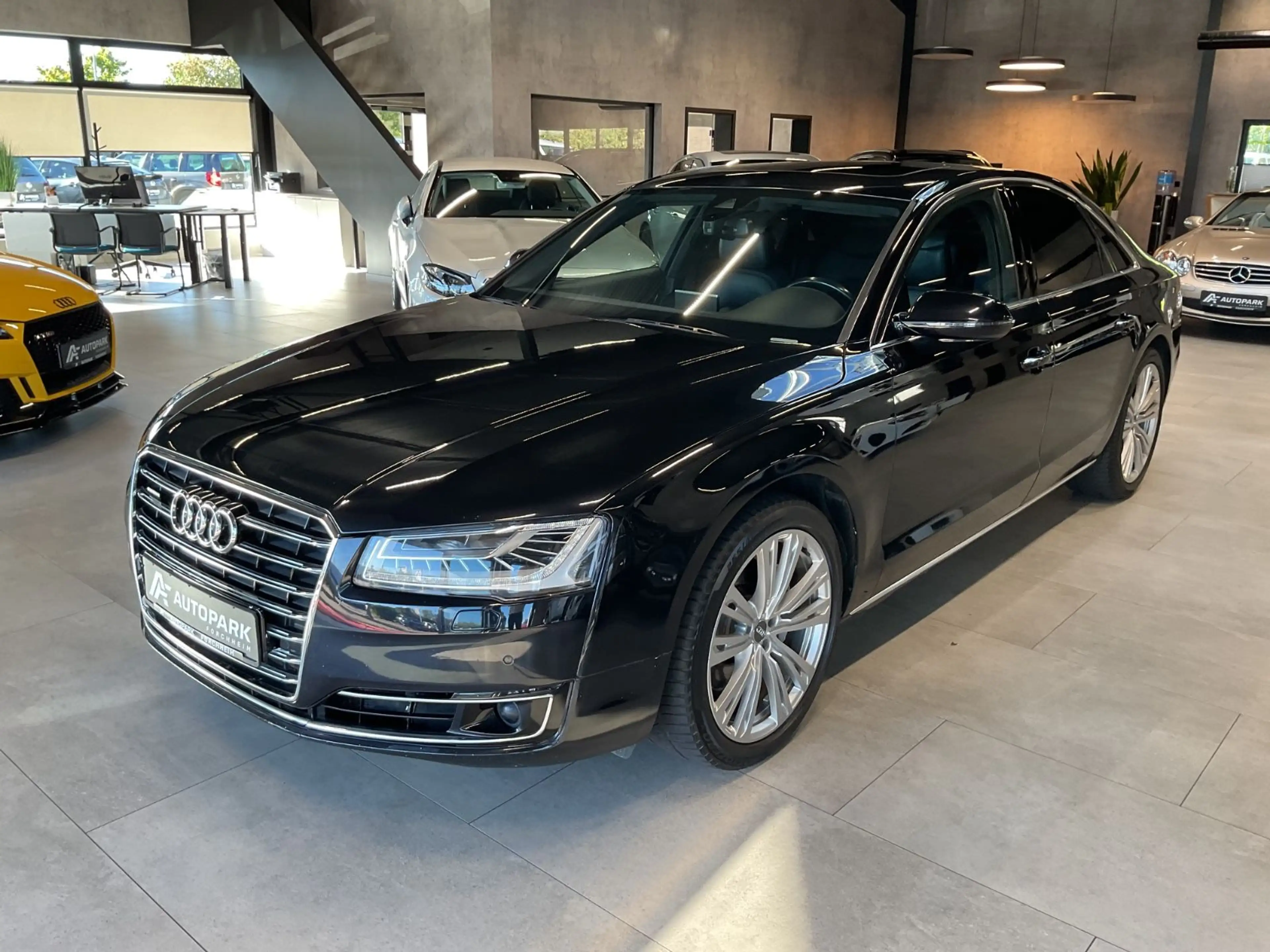 Audi A8 3.0 TDI qu. BOSE Leder LED Navi+ SD Standh.