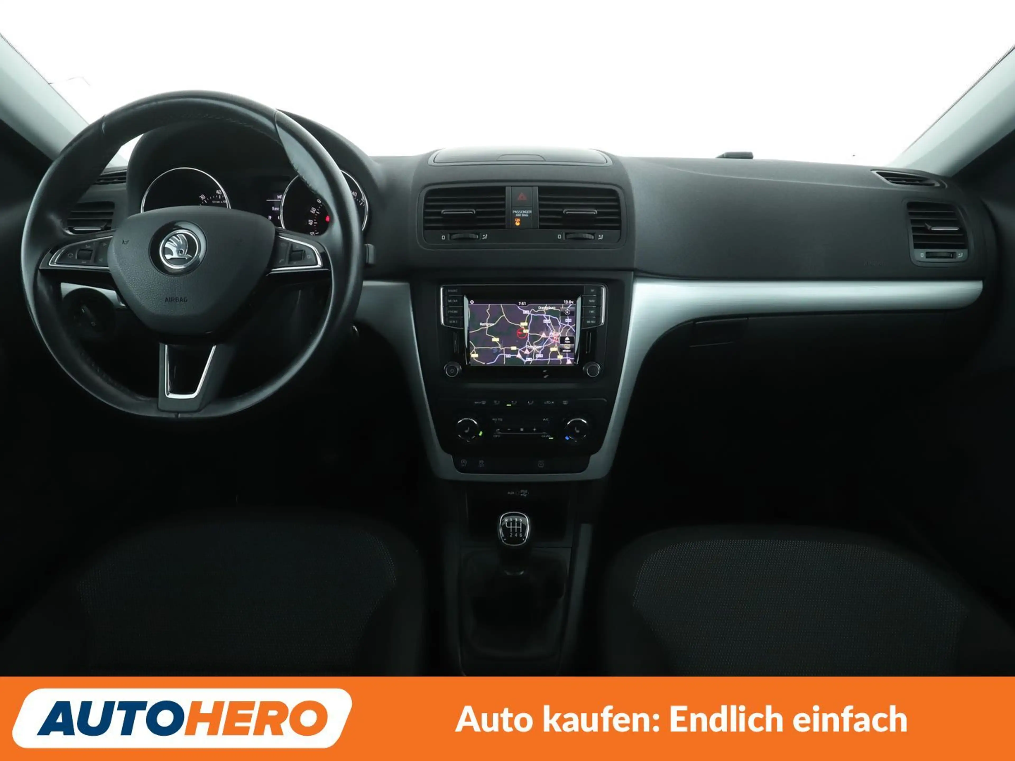 Skoda Yeti 1.2 TSI Ambition*NAVI*TEMPO*PDC*SHZ*ALU* — photo 12