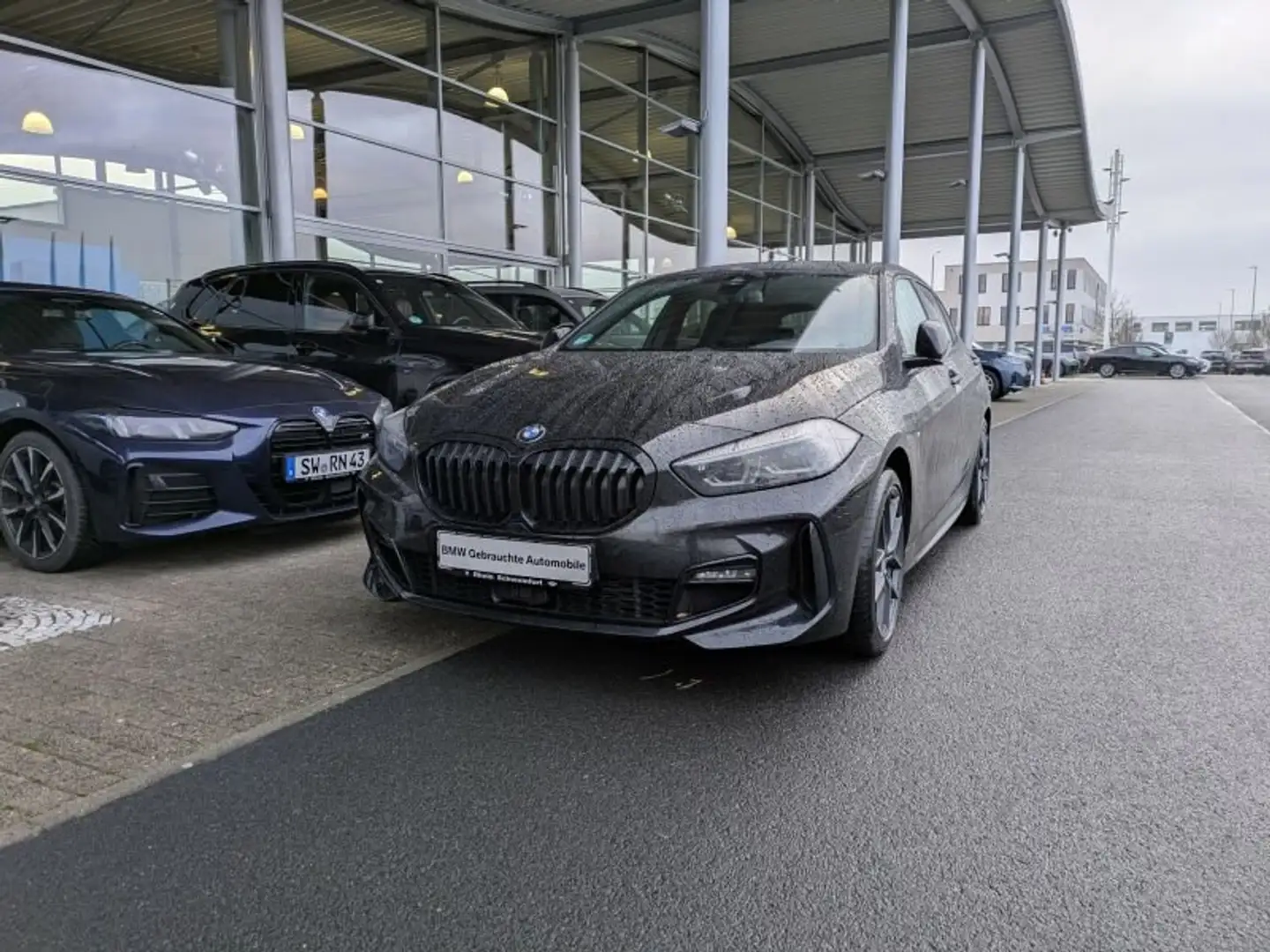 BMW 118 d M Sport LiveCockpit. HeadUp. H&K. Schwarz - 2
