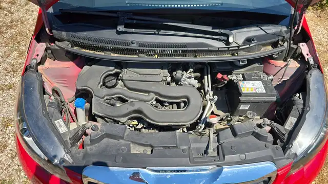 Peugeot 108 view 15