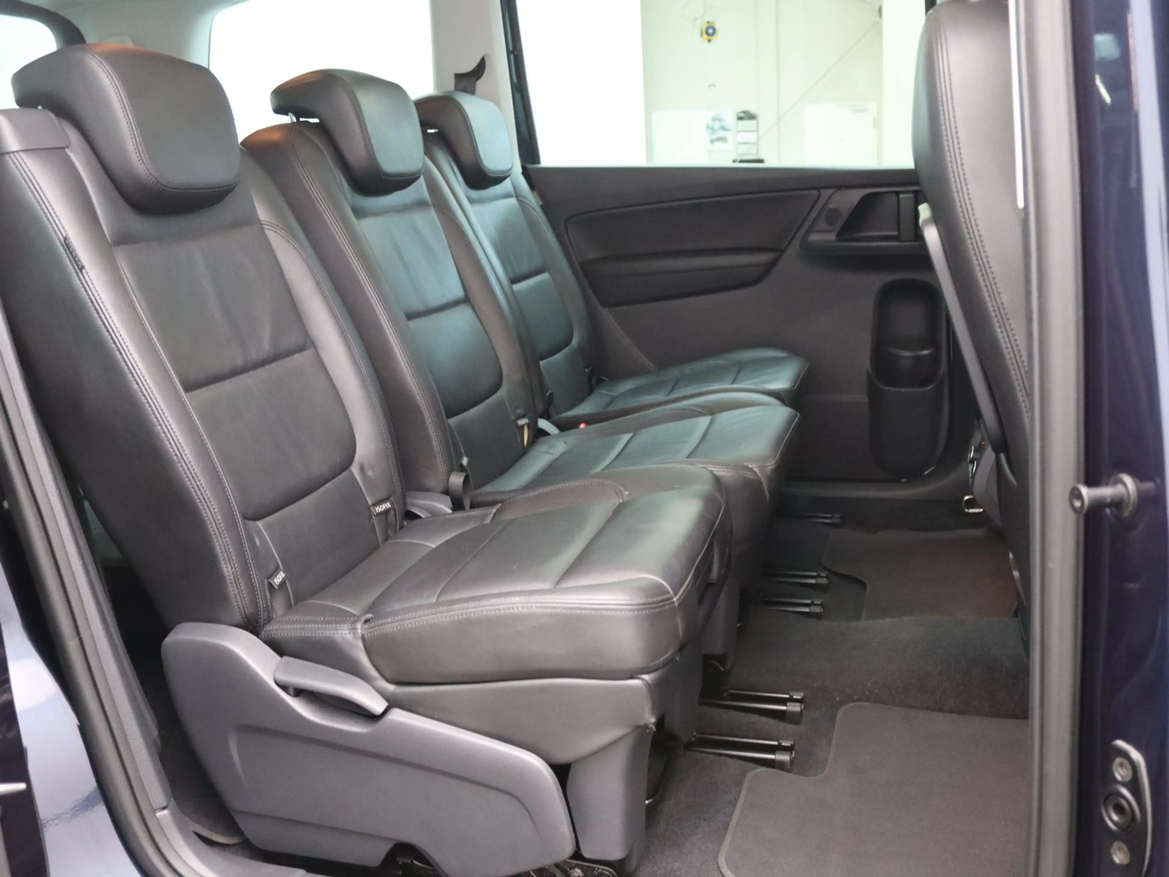 Volkswagen Sharan Highline 2.0 TDI DSG / 7-Sitze, SHZ — photo 8