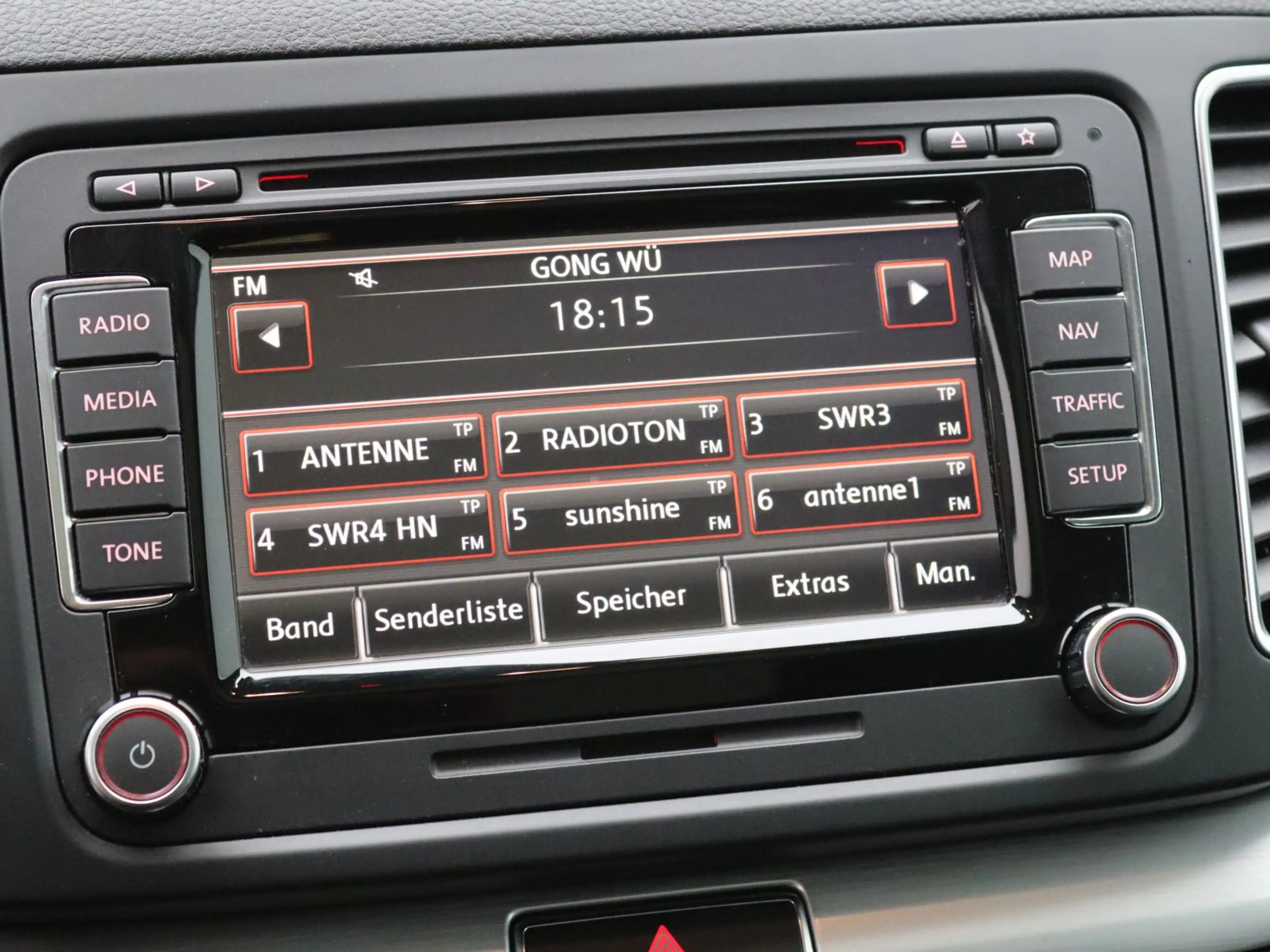 Volkswagen Sharan Highline 2.0 TDI DSG / 7-Sitze, SHZ — photo 13