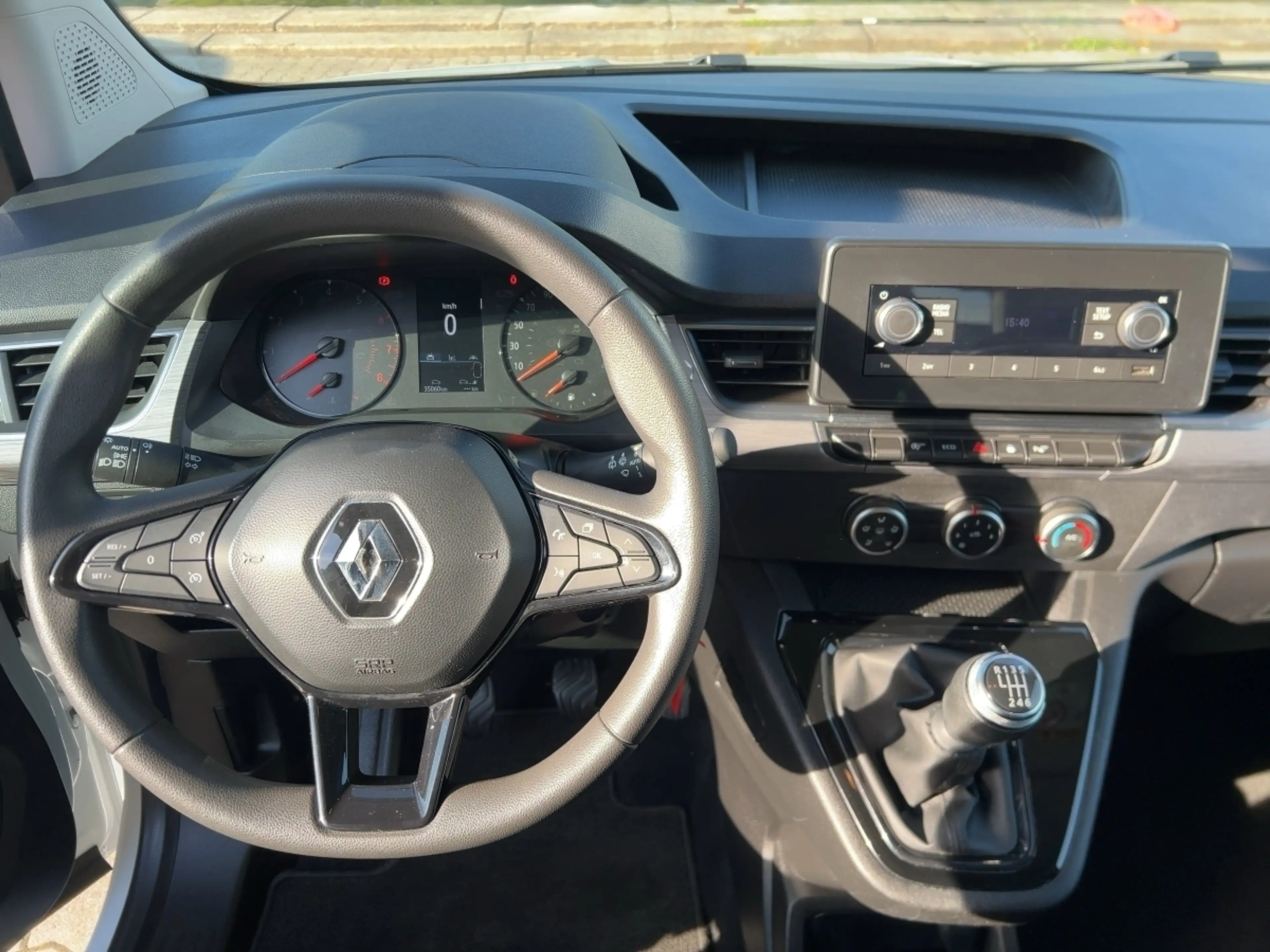 Renault Kangoo PKW EQUILIBRE TCe 100 PDC KLIMA BT ABS ESP — photo 12