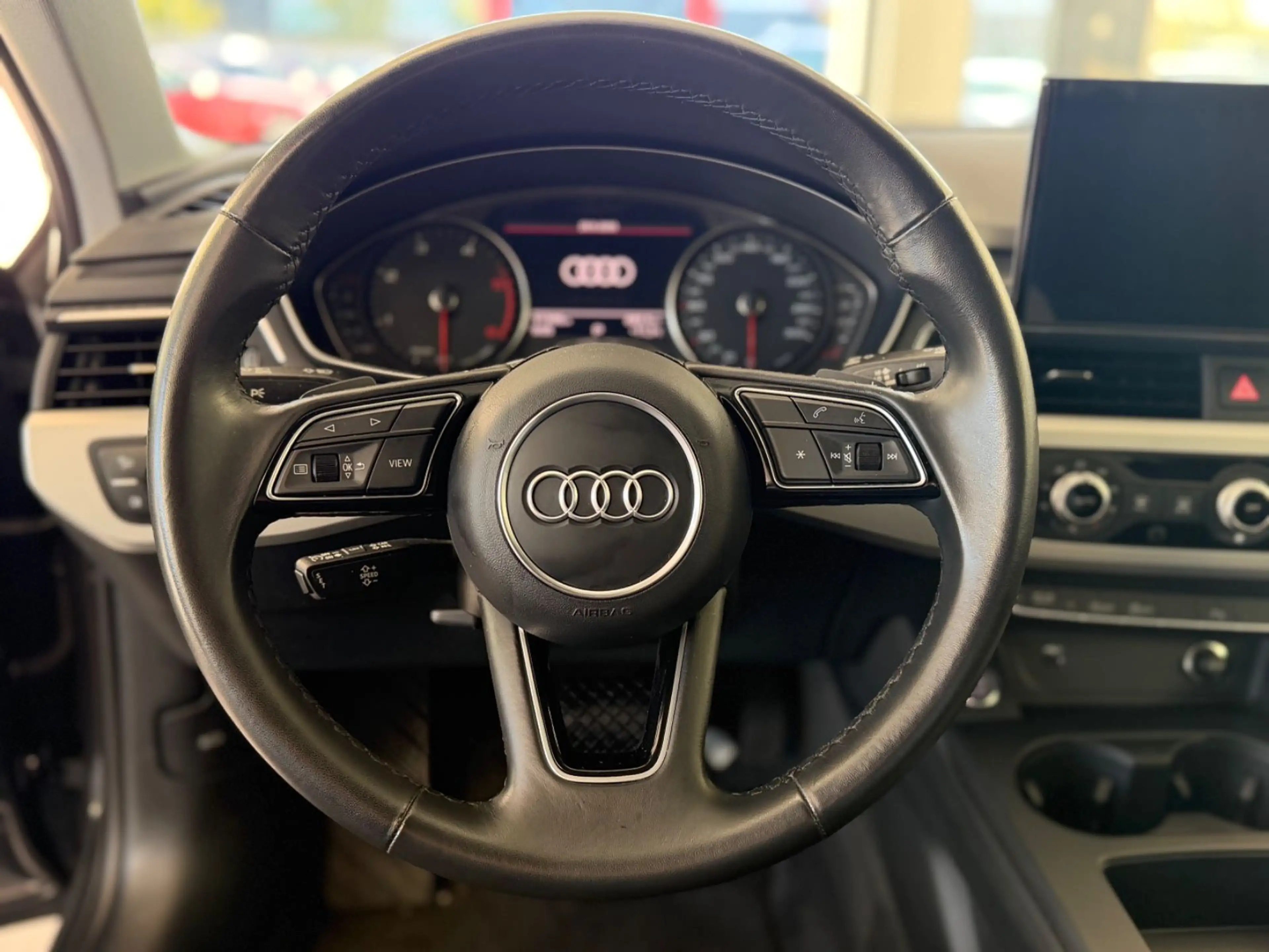 Audi A4 Avant 40 TDI quattro | AHK | NAVI | LED | SHZ — photo 12