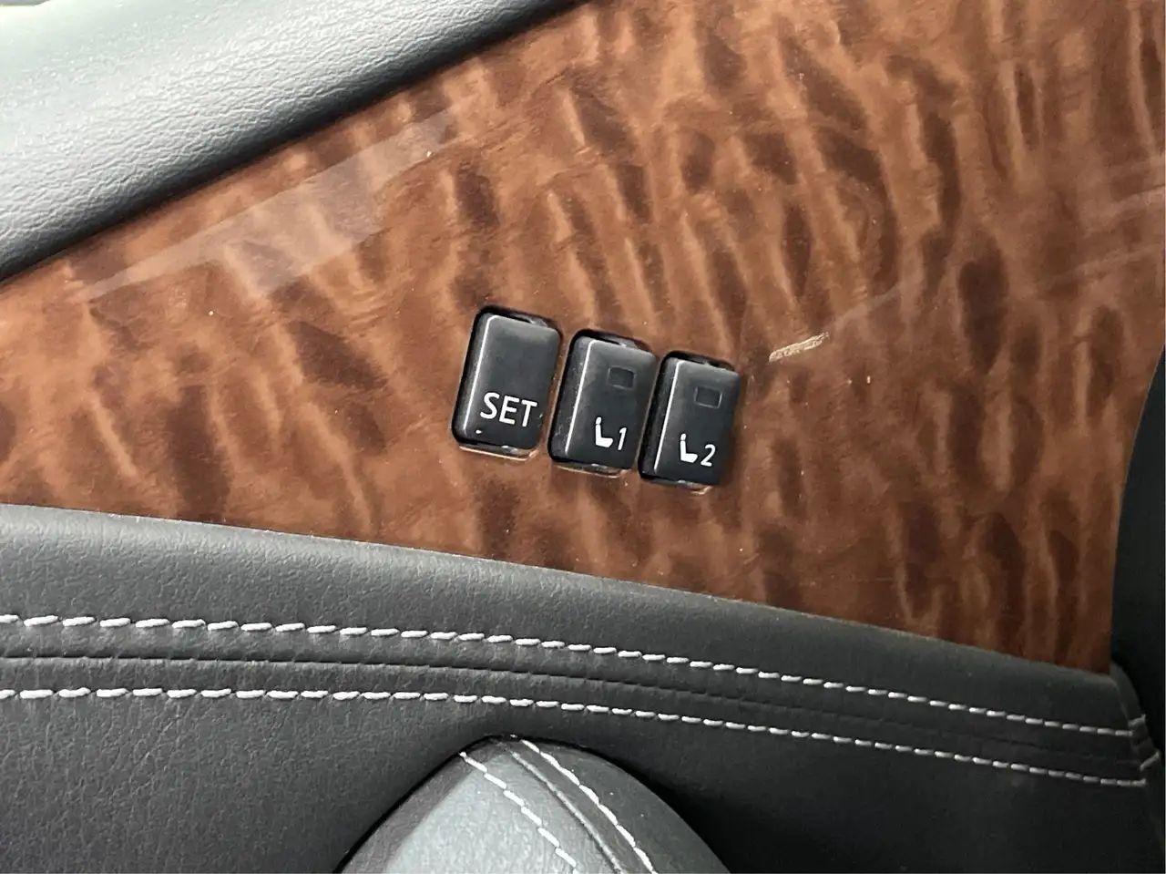 Nissan Armada fotografie Nissan Armada