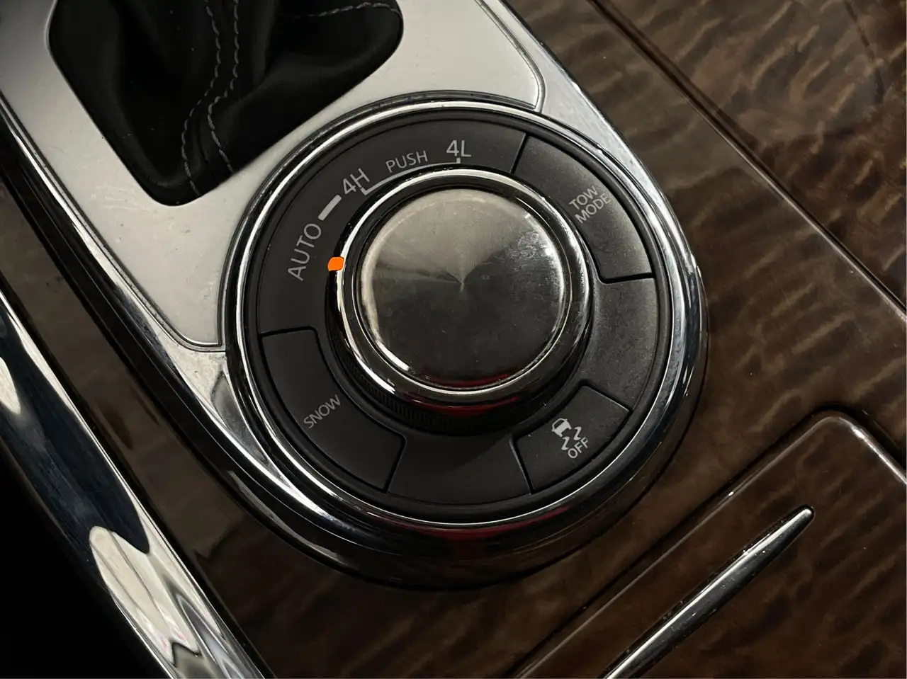Nissan Armada fotografie Nissan Armada