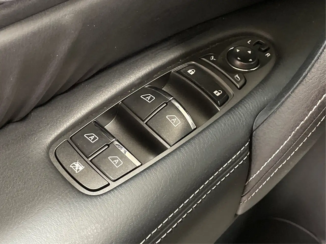Nissan Armada fotografie Nissan Armada