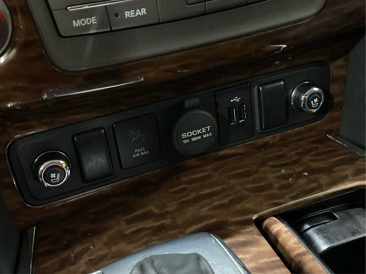 Nissan Armada fotografie Nissan Armada
