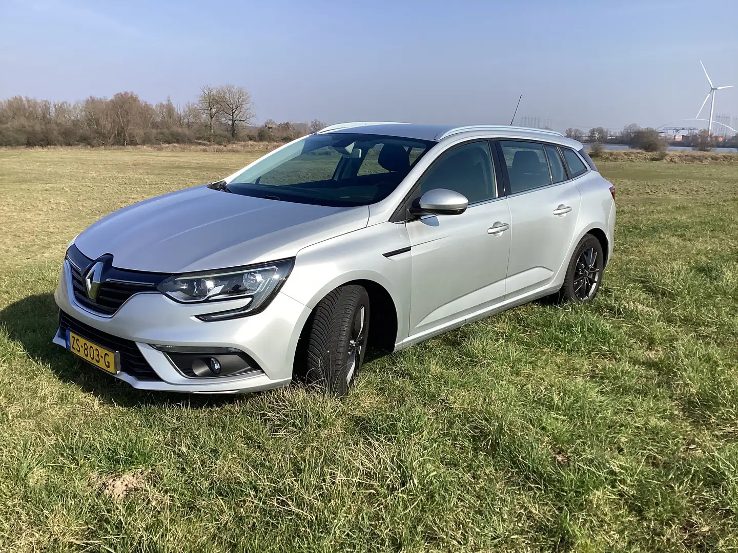 Renault Megane Megane 1.5 dCi Limited Grijs - 1