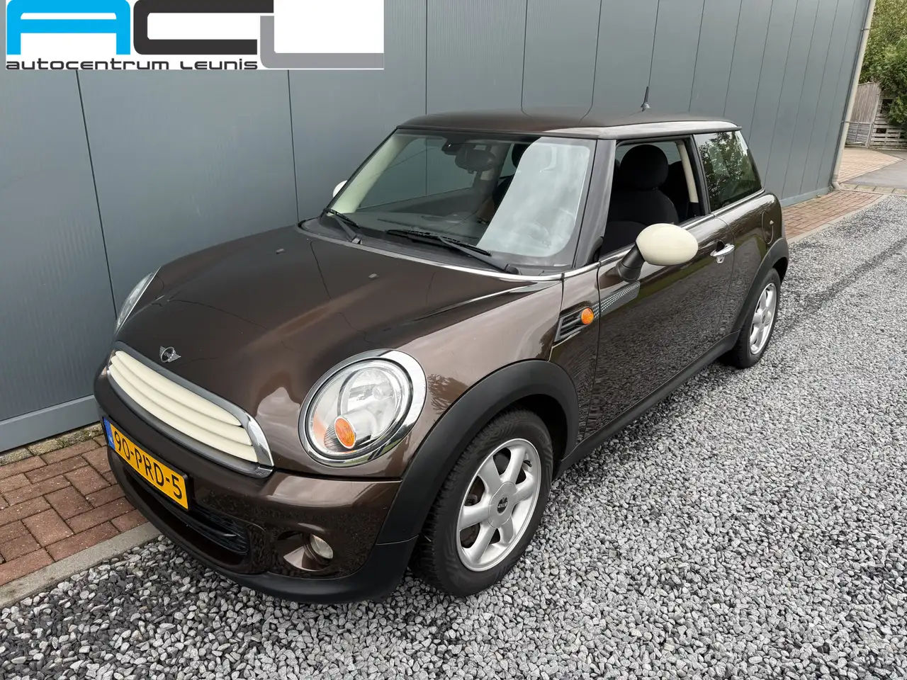 MINI One
