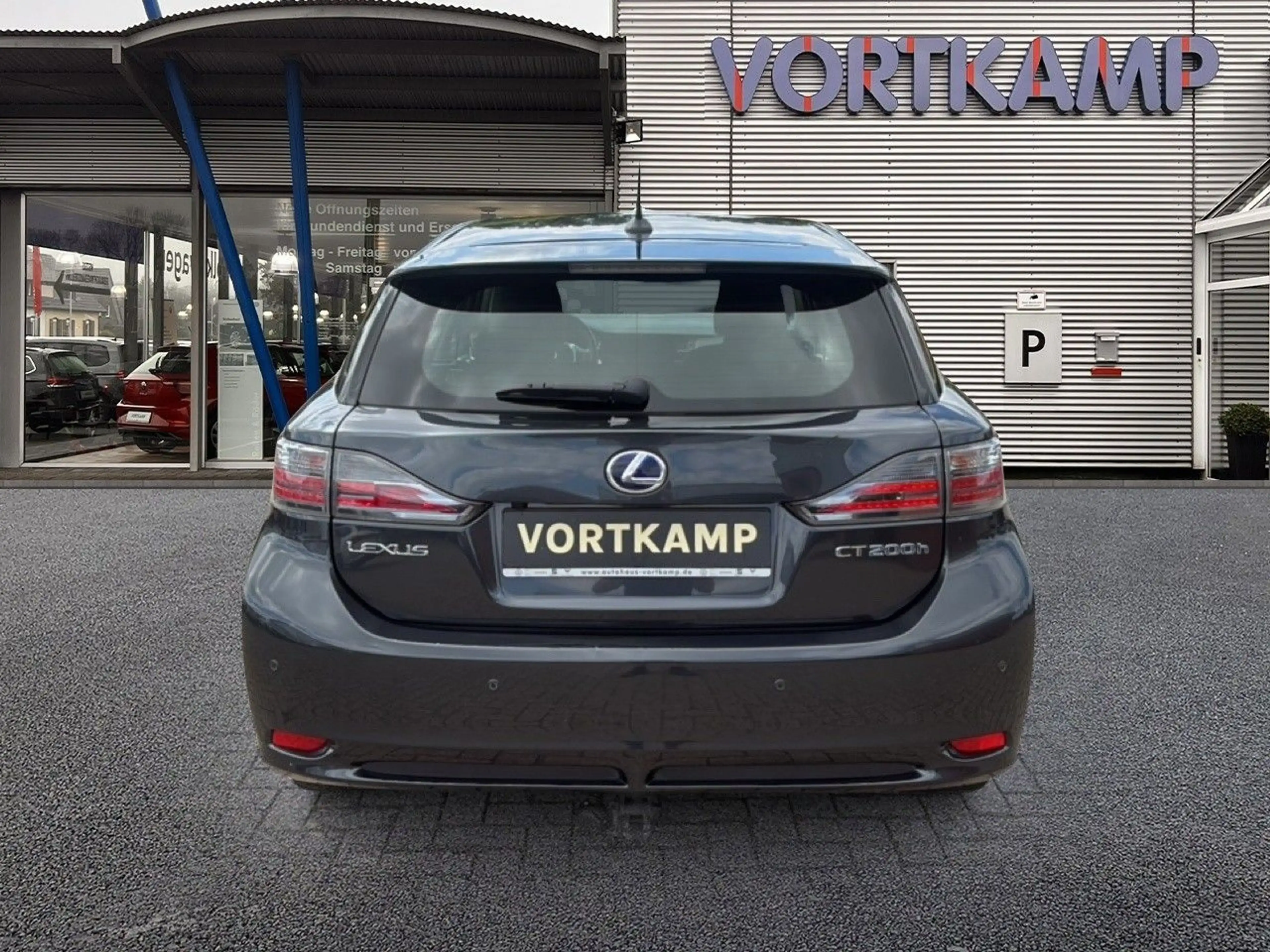 Lexus CT 200h Executive Line — photo 6