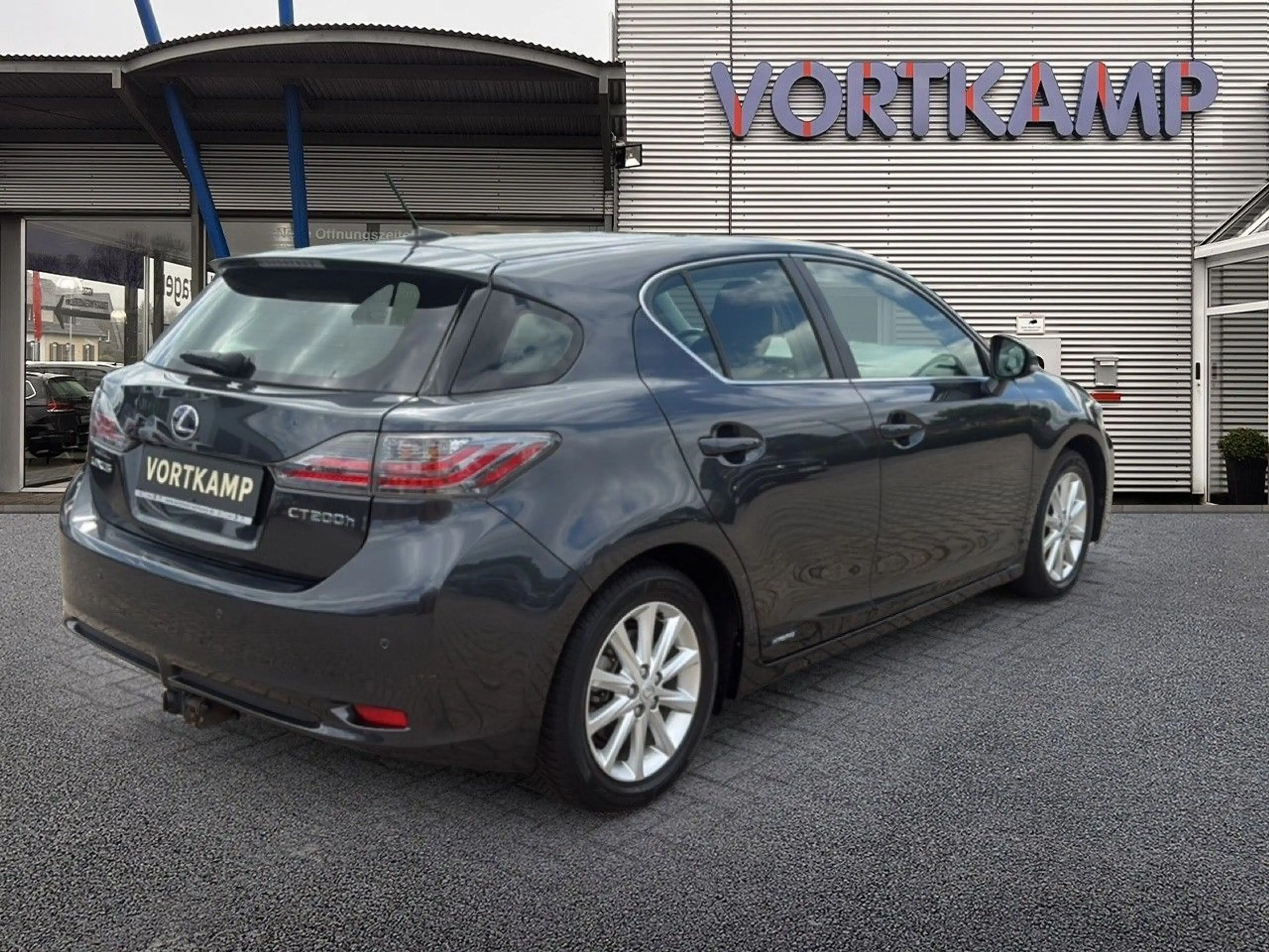 Lexus CT 200h Executive Line — photo 5