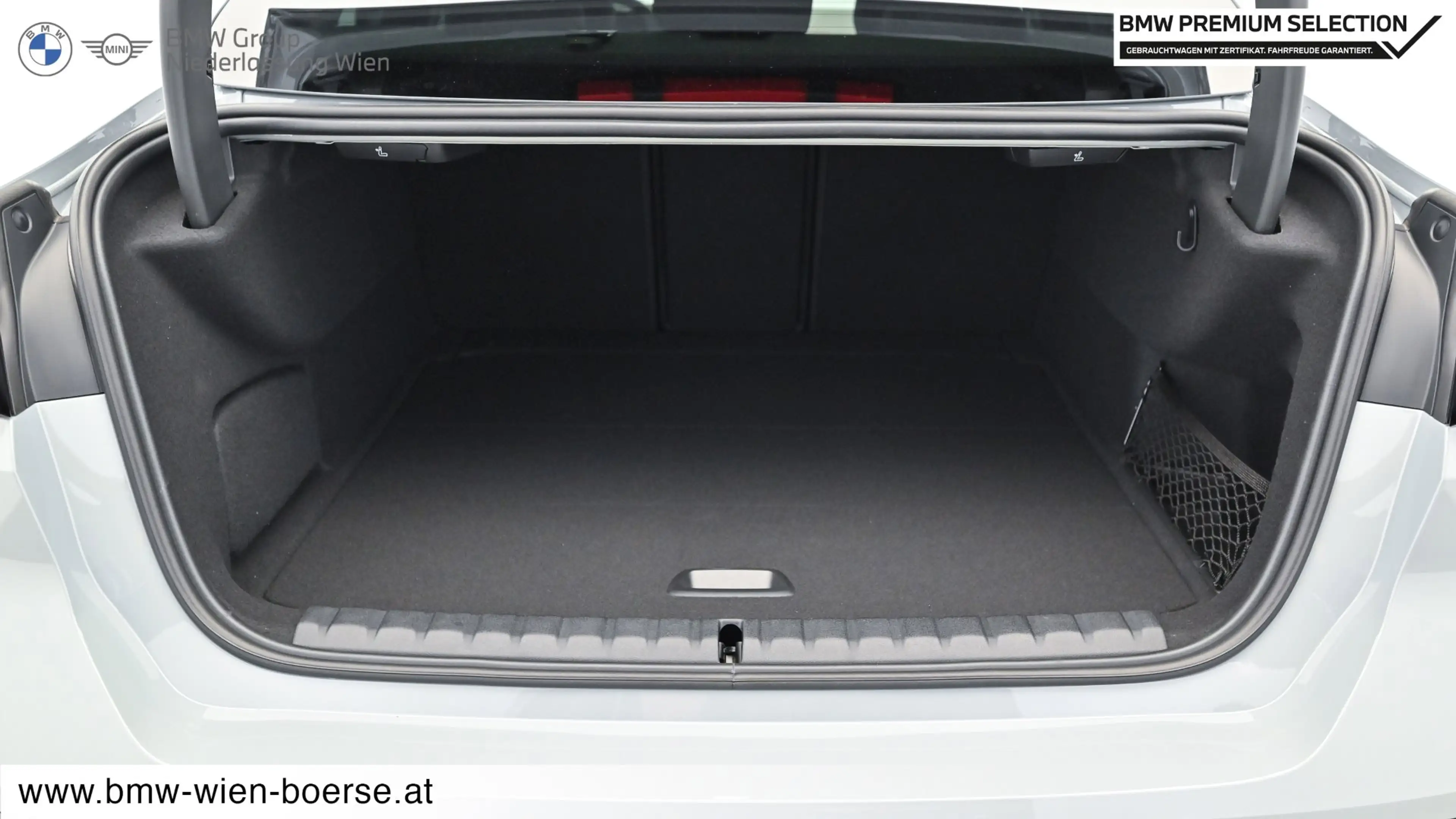 BMW 216 i — photo 5