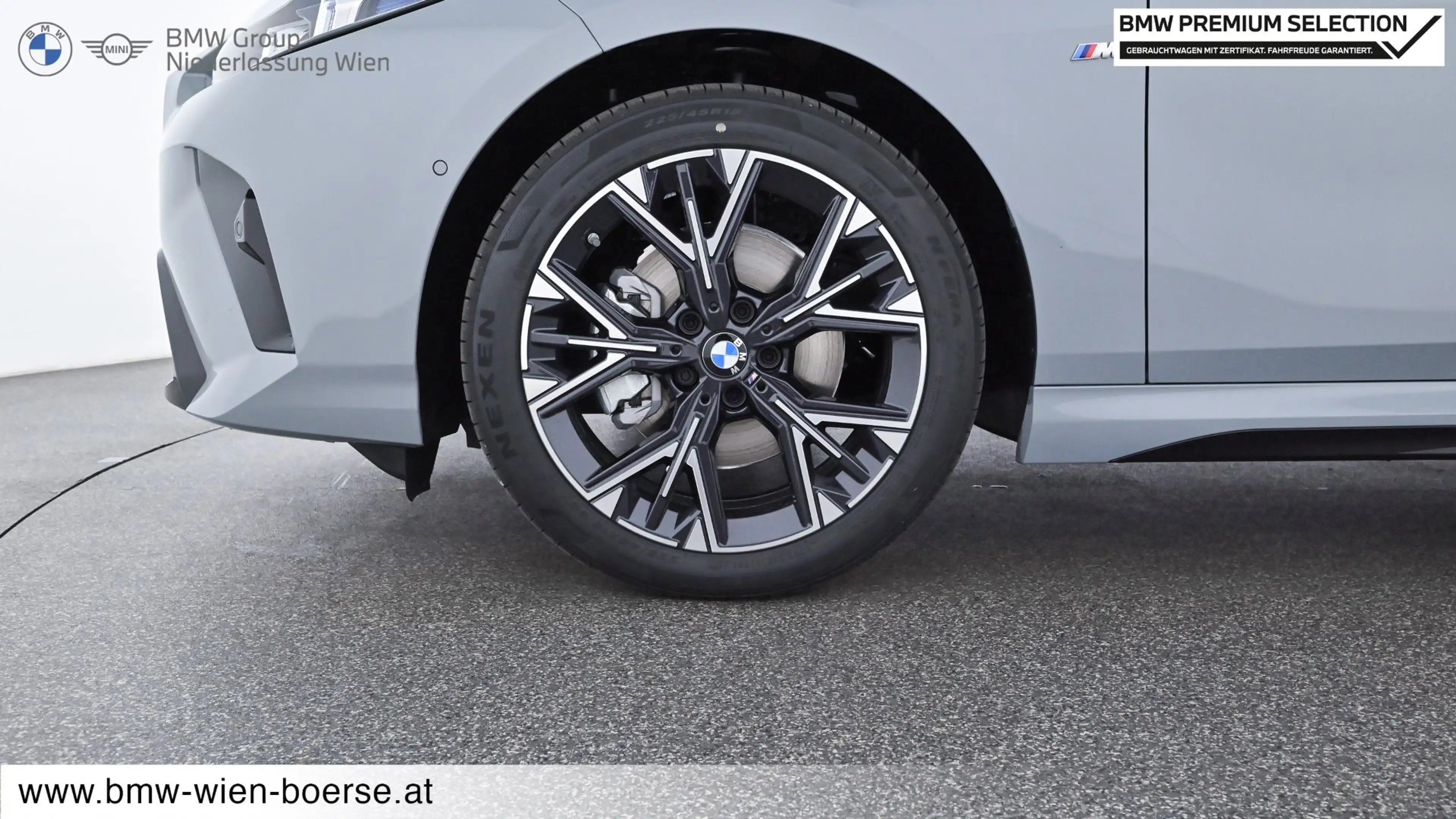 BMW 216 i — photo 11