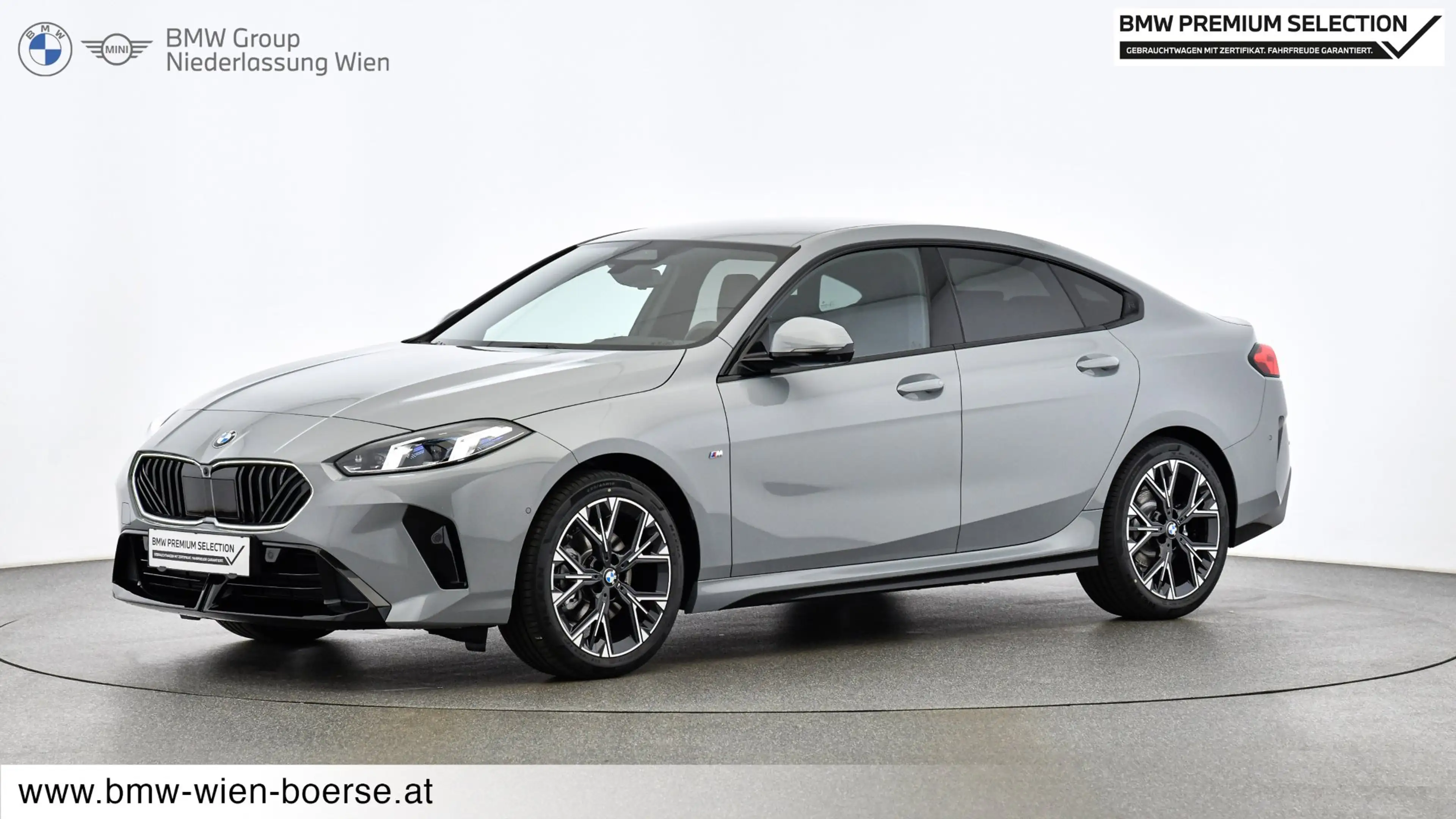 BMW 216 i — photo 3
