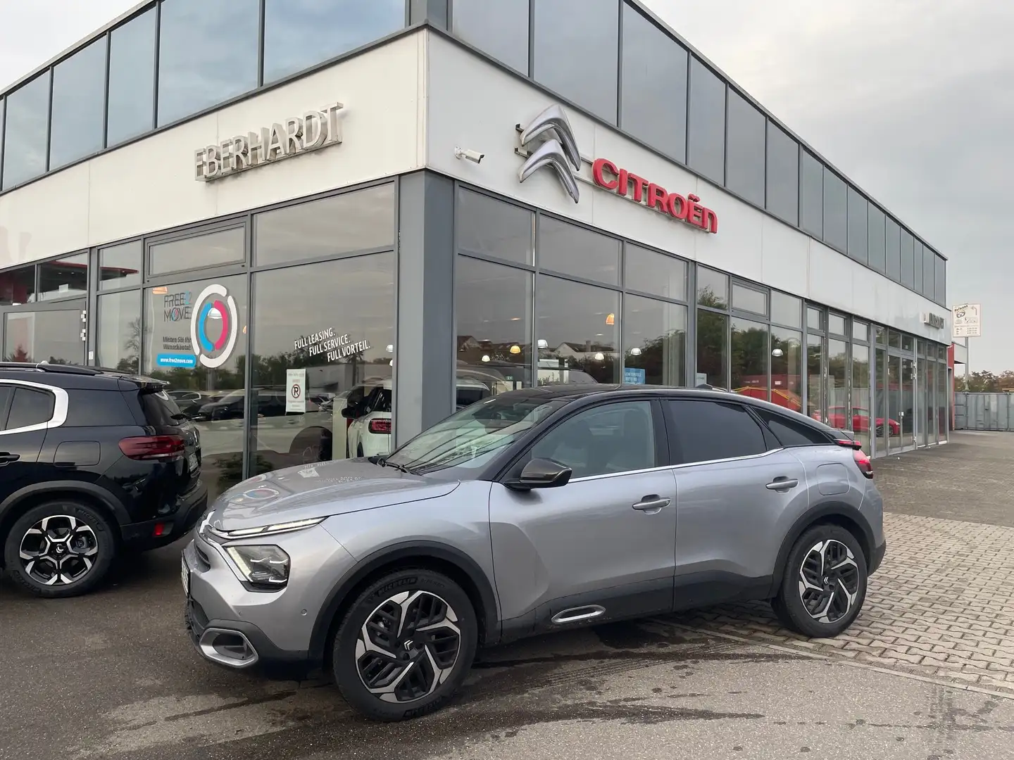 Citroen C4 Pure Tech 130 EAT8 Max Silber - 2