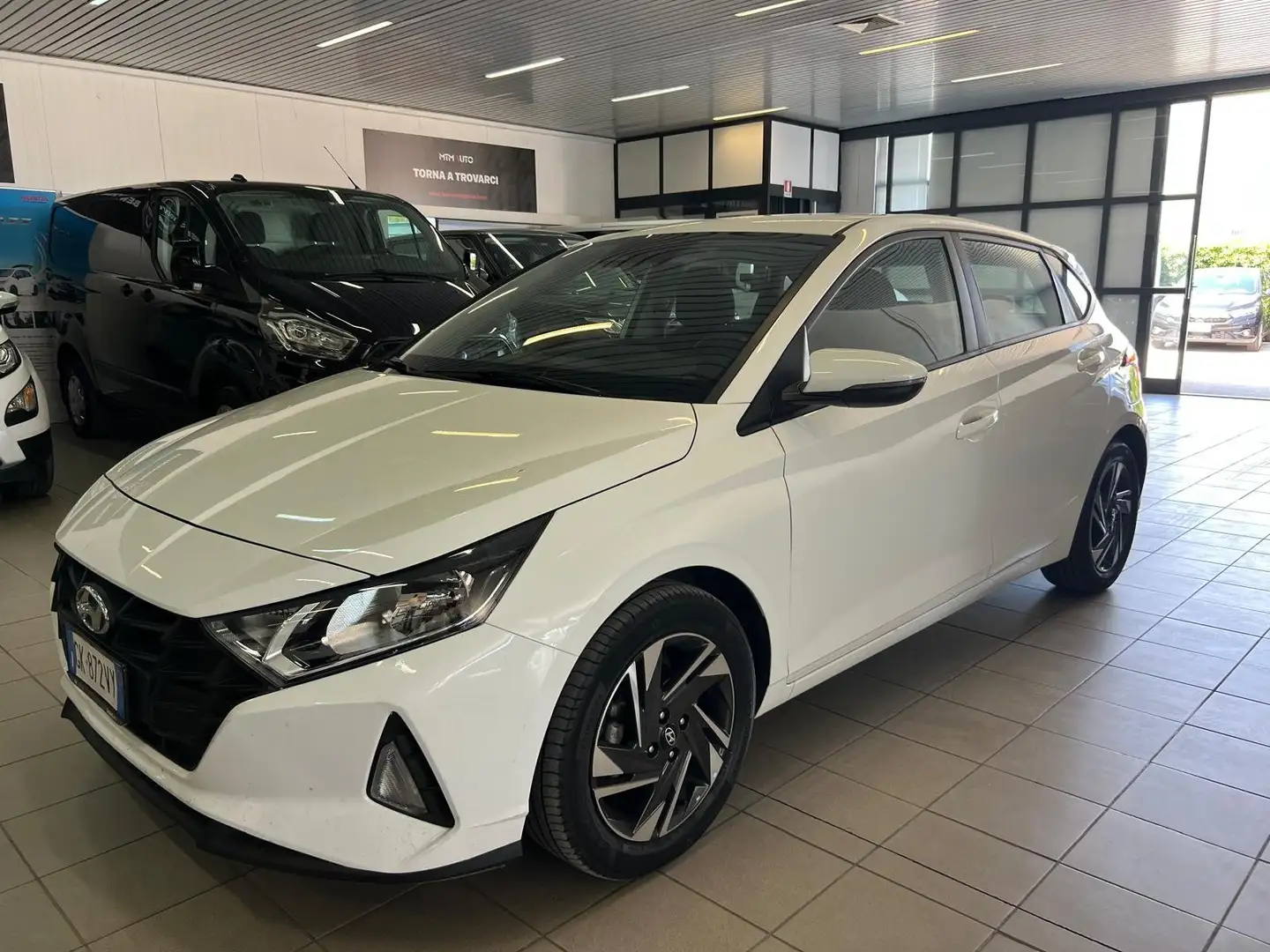 Hyundai i20 1.2 Mpi Benzina Connectline KM 39.000 Bianco - 1