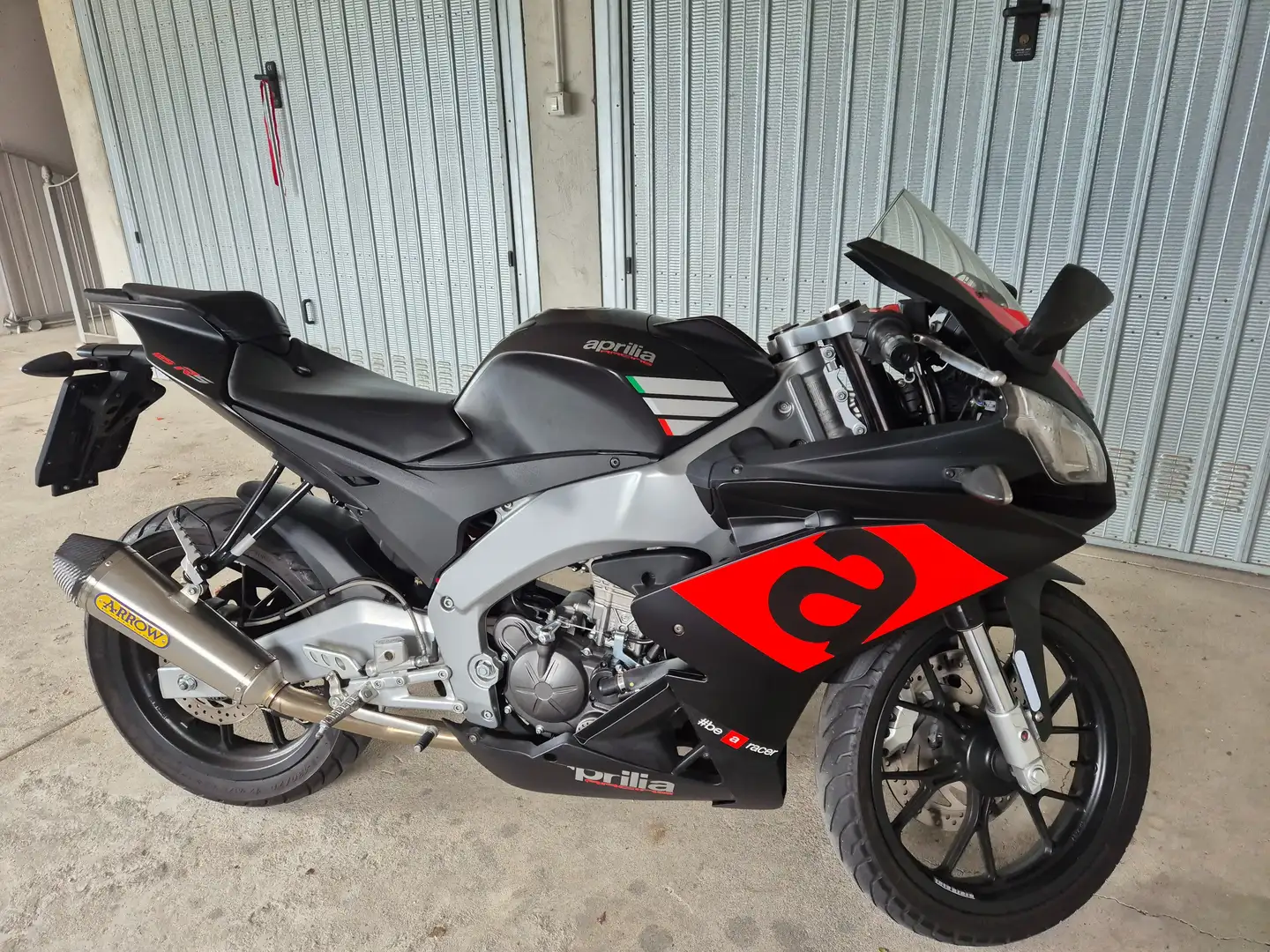 Aprilia RS4 125 Roşu - 1
