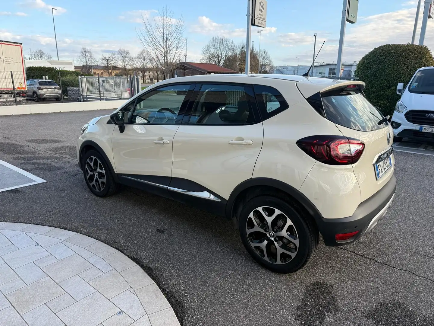 Renault Captur Captur 1.2 tce 120cv edc Automatica Beige - 2