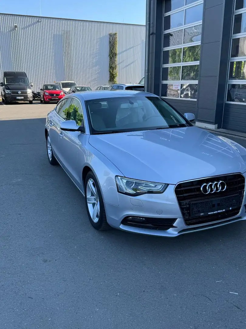 Audi A5 Sportback 2.0 TDI Silber - 1