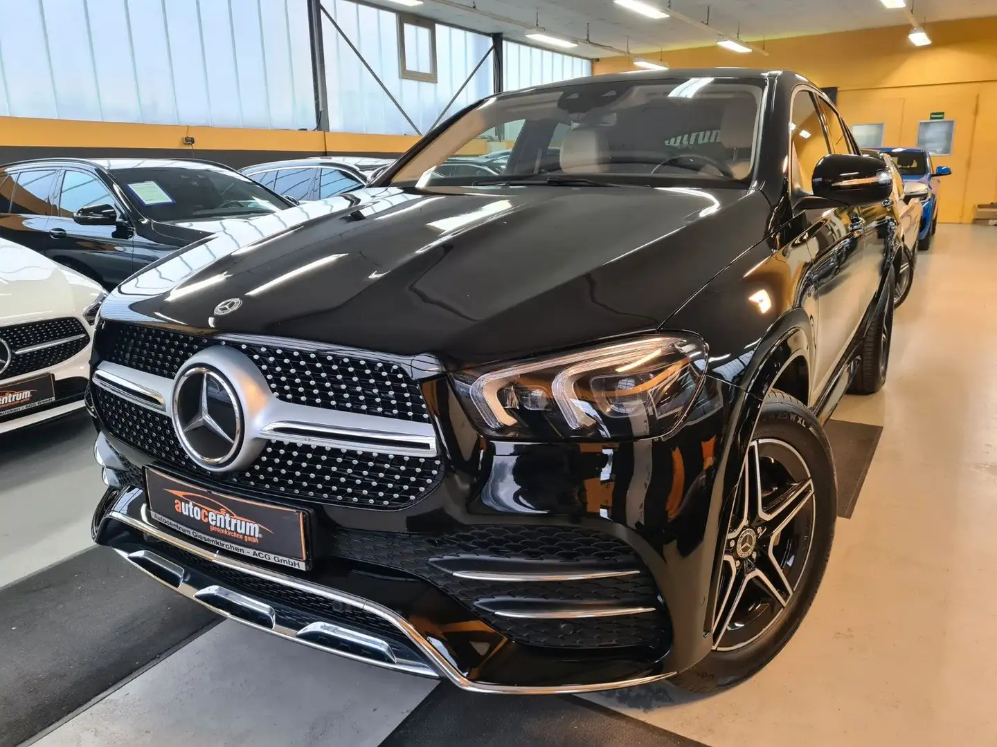 Mercedes-Benz GLE 350 de Cpe AMG*Excl.*Leder*ACC+*MBeam*AHK*+WR Schwarz - 2
