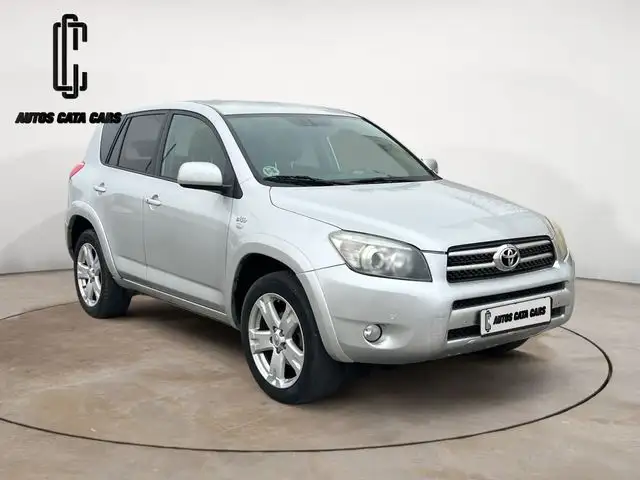 Toyota RAV 4 2.2D-4D Executive