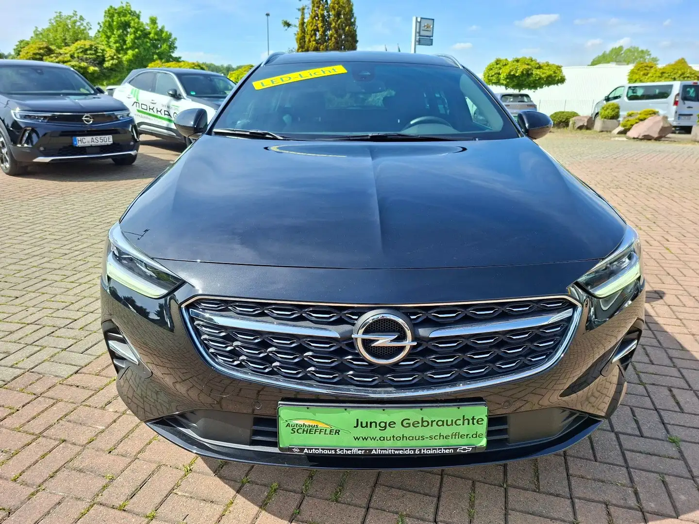 Opel Insignia B ST Elegance AT+MATRIXLED+NAVI+SHZ+LHZ Schwarz - 2