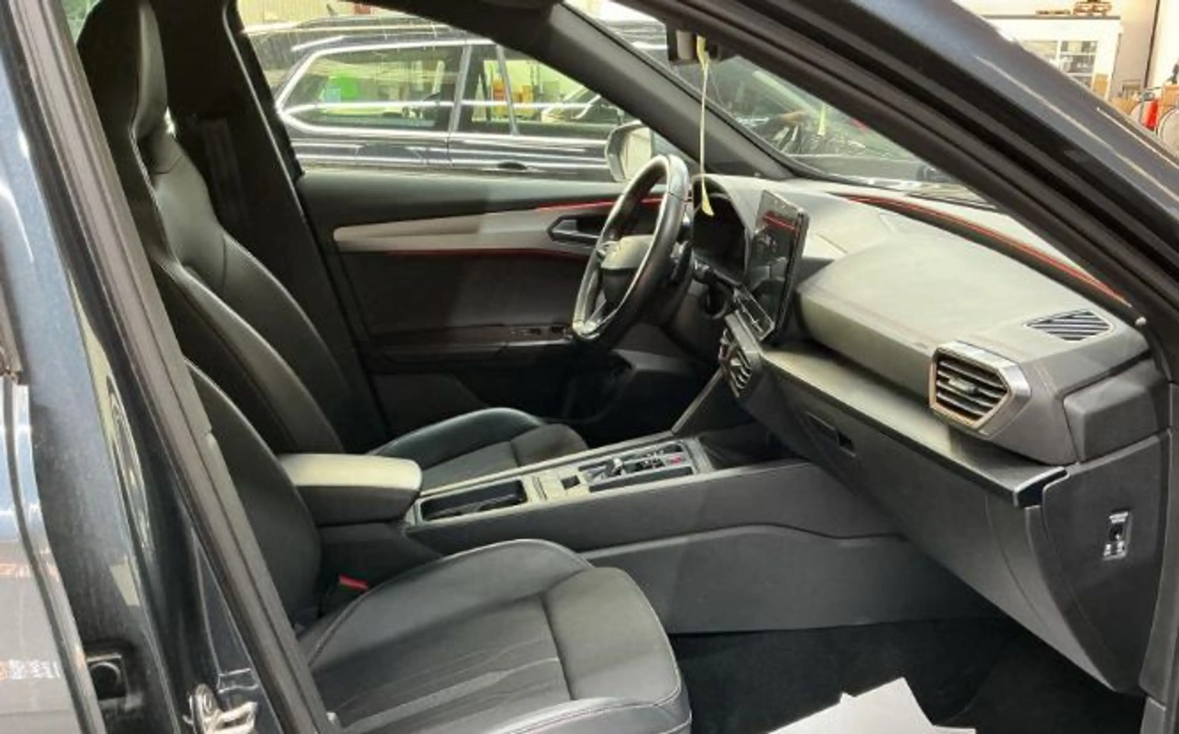 CUPRA Formentor 2.0 TSI DSG VZ | LED | NAVI | SITZH. | — photo 4