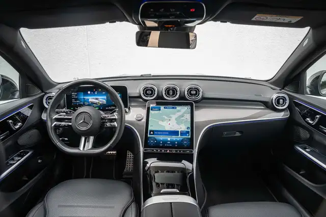 Mercedes-Benz C-Class view 10