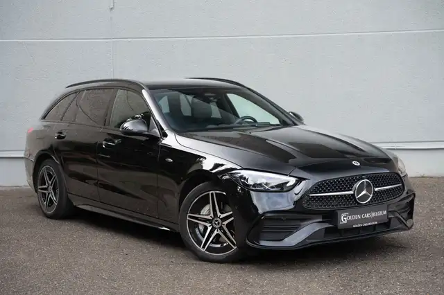 Mercedes-Benz C-Class view 2