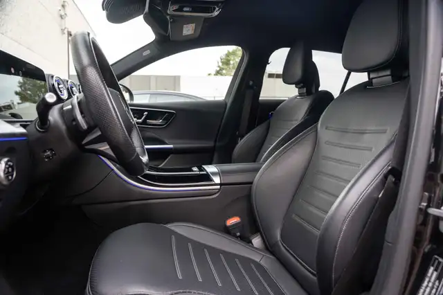 Mercedes-Benz C-Class view 11