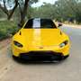 Aston Martin Vantage Gelb - thumbnail 1