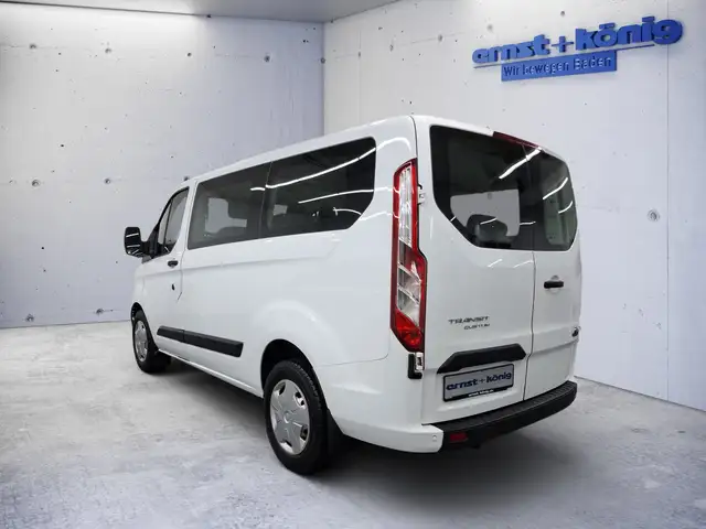 Ford Transit Custom view 4