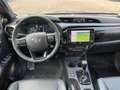 Toyota Hilux 2,8 Double Cab Invincible 4x4 Aut.JBL Gris - thumbnail 4