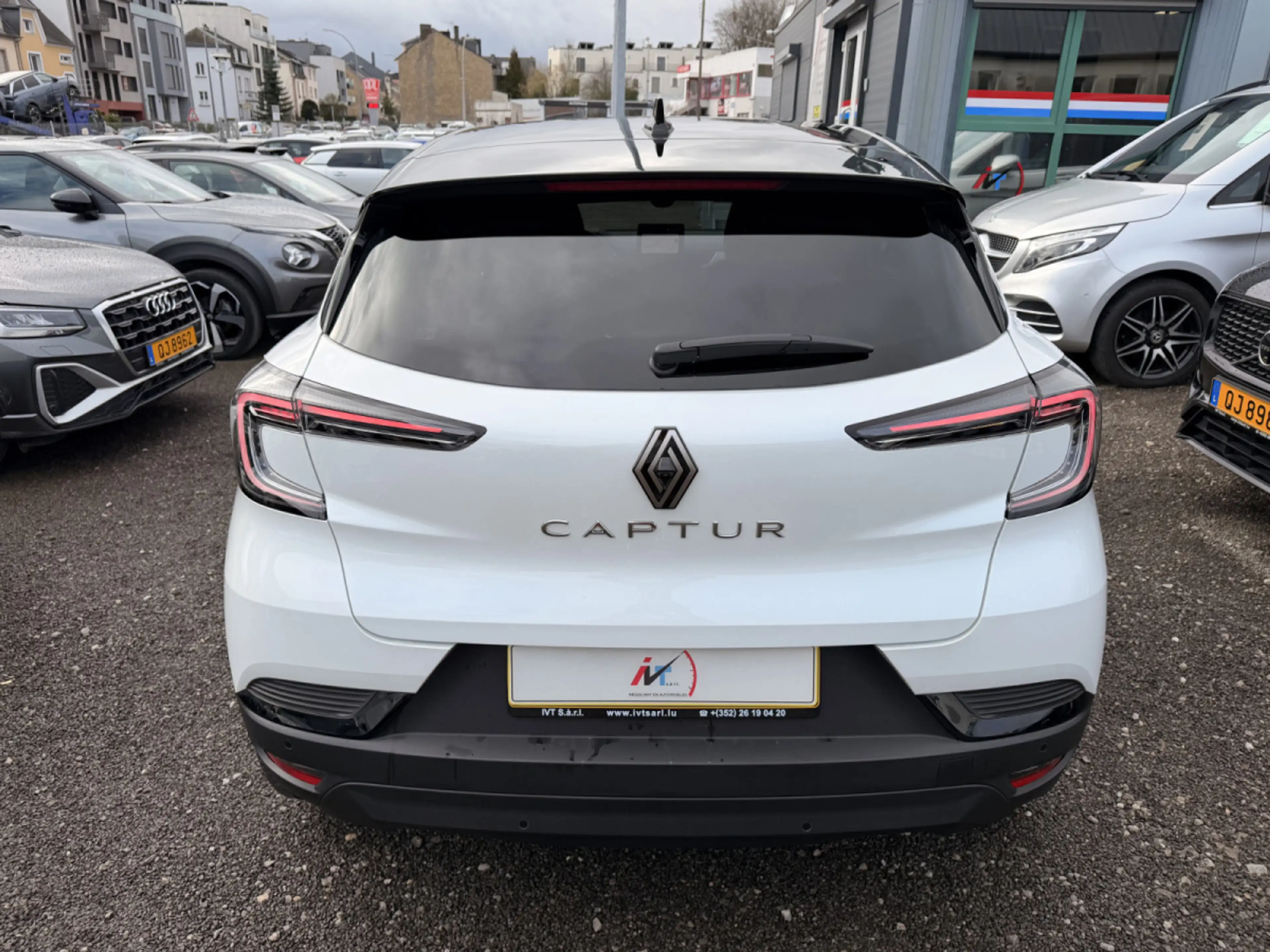 Renault Captur 1.3 Tce E-TECH 145 Hybrid Techno EDC — photo 4