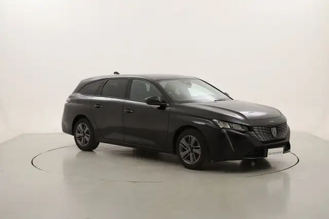 Peugeot 308 view 7