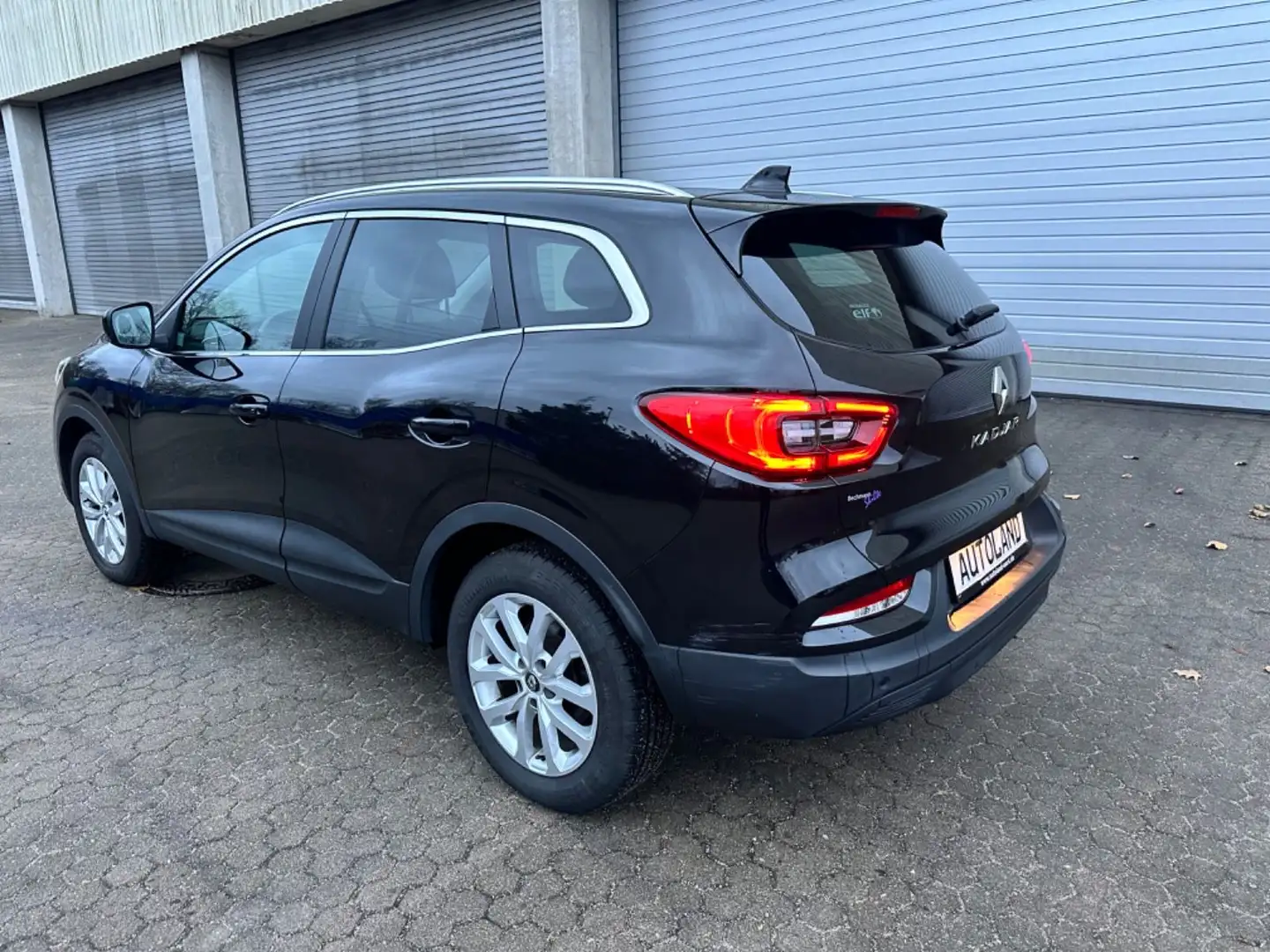 Renault Kadjar 1.5DCI Business Edition*Automat*Navi*PDC Nero - 2