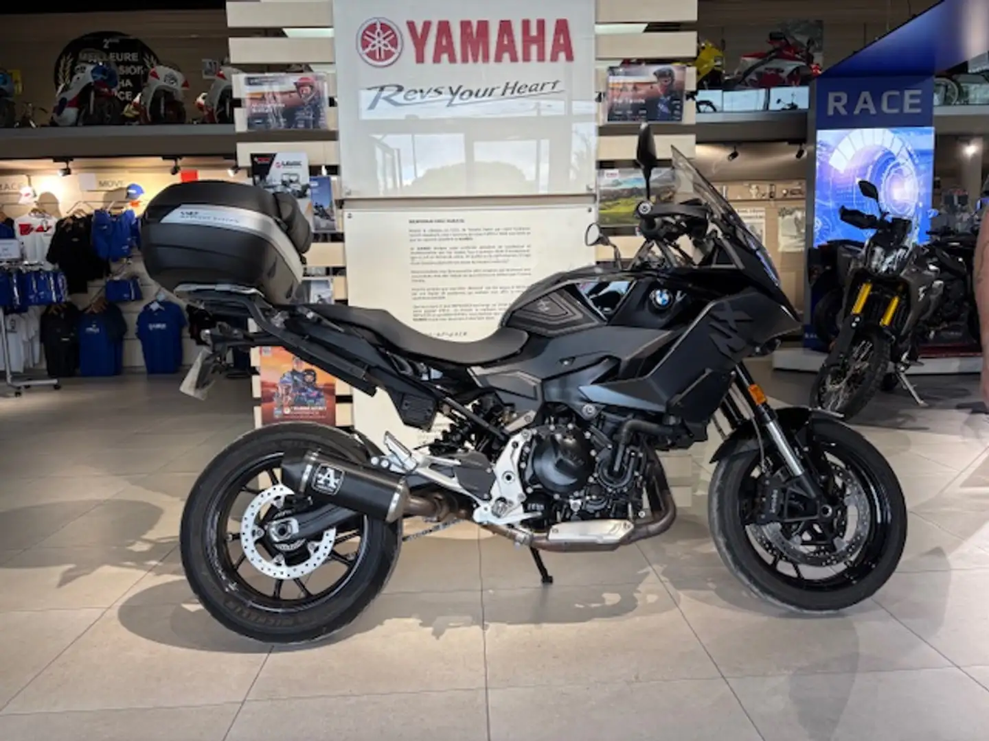 BMW F 900 XR Noir - 1