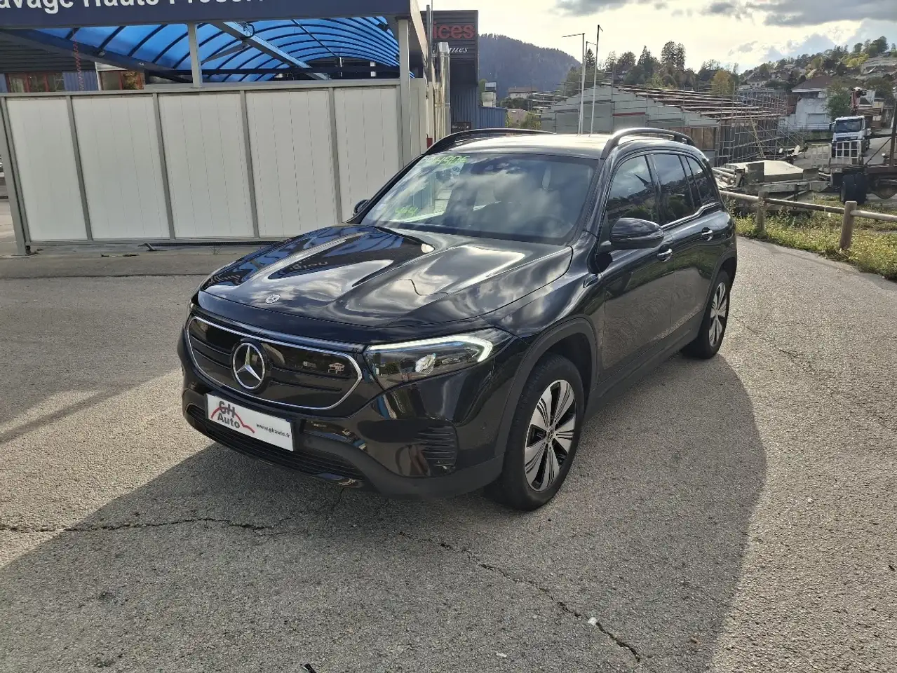 Mercedes-Benz EQB 300