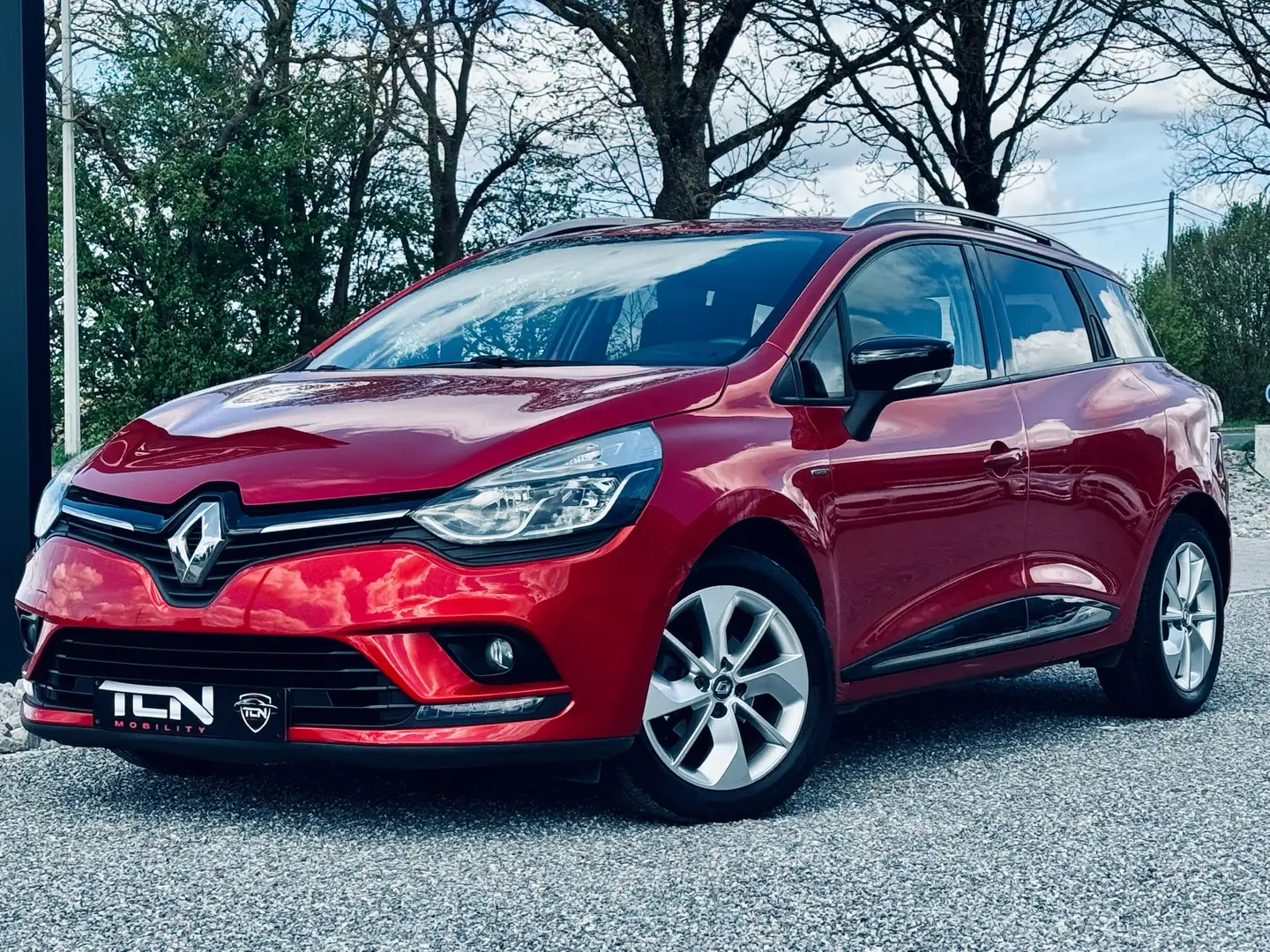 Renault Clio 1.2i Limited 🔥 Rood - 1