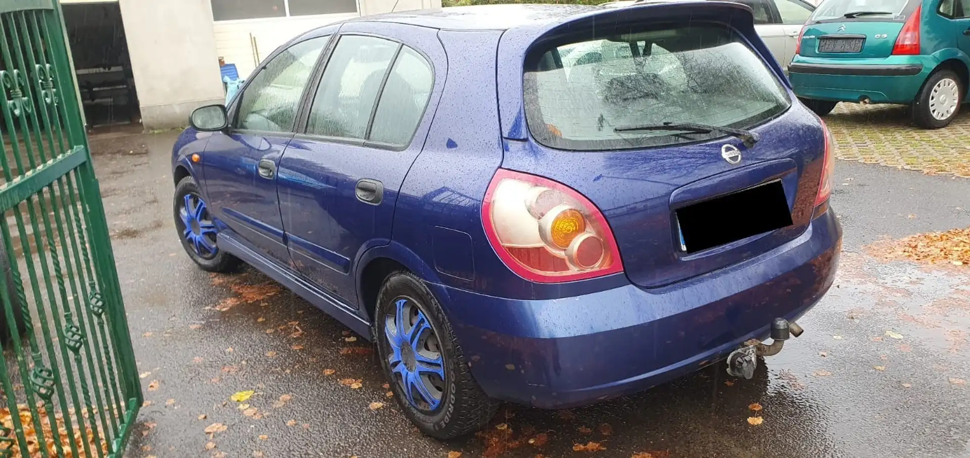 Nissan Almera Almera Blau - 2