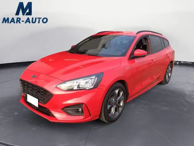 Ford Focus 1.0 EcoBoost Hybrid 125 CV SW ST Line