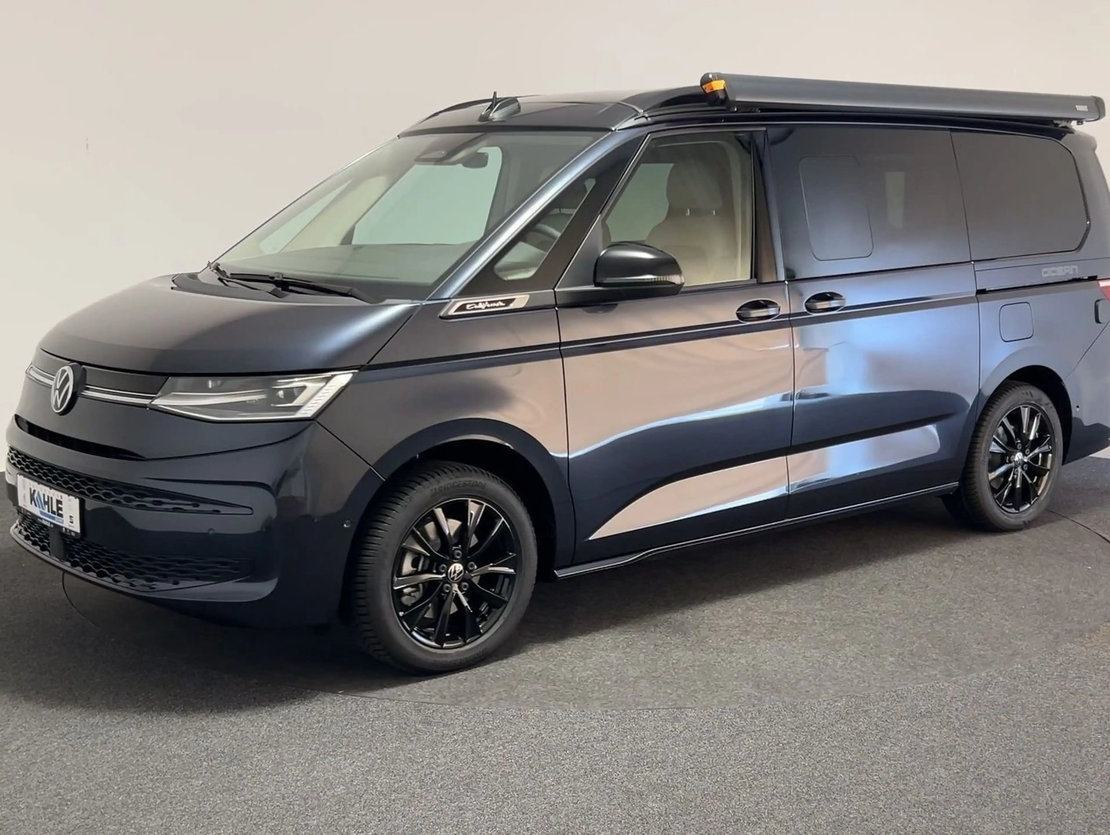 Volkswagen T7 California Ocean 2.0 TDI DSG — photo 3