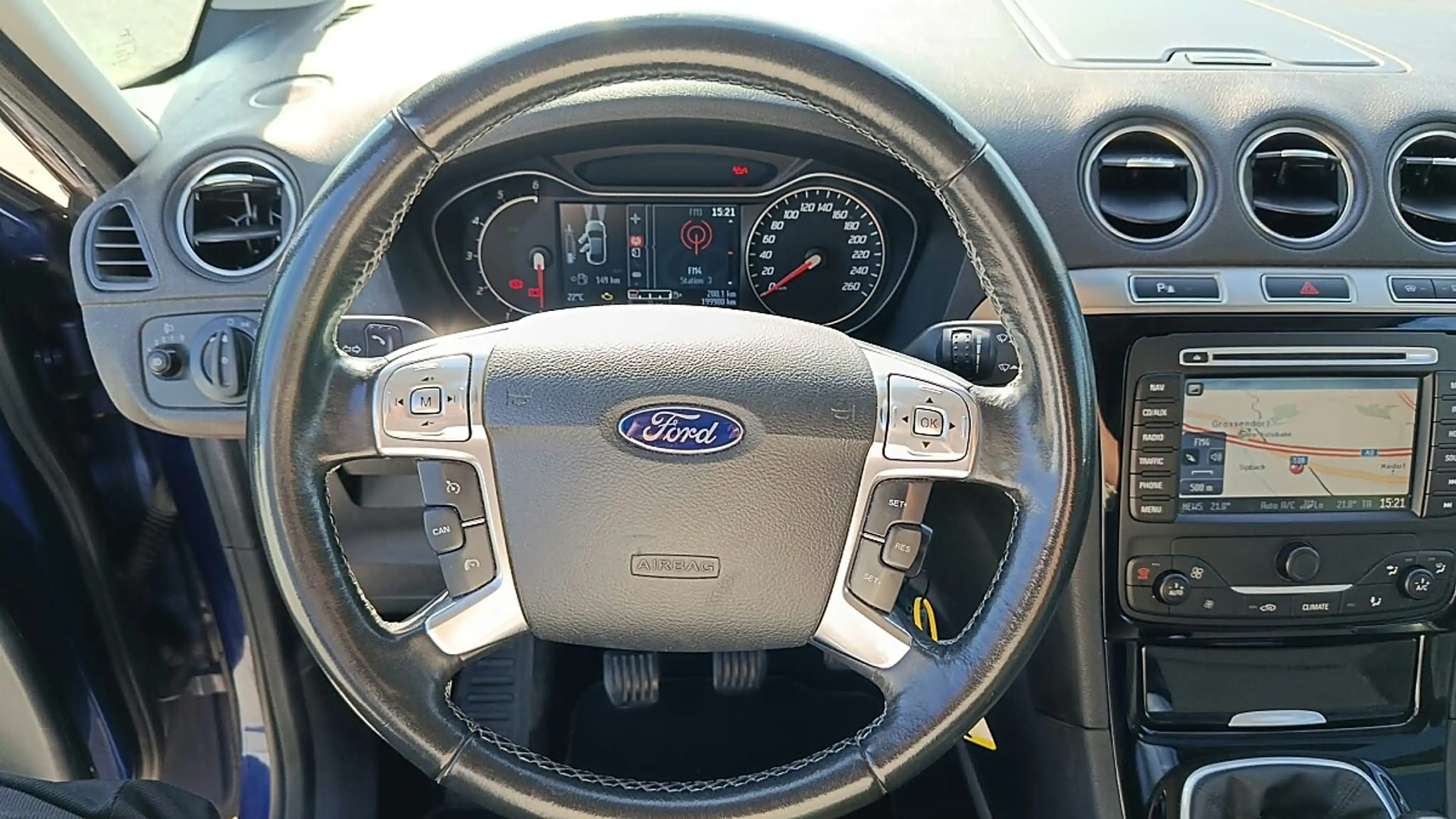 Ford Galaxy 2,0 TDI Titanium 7 Sitze — photo 9