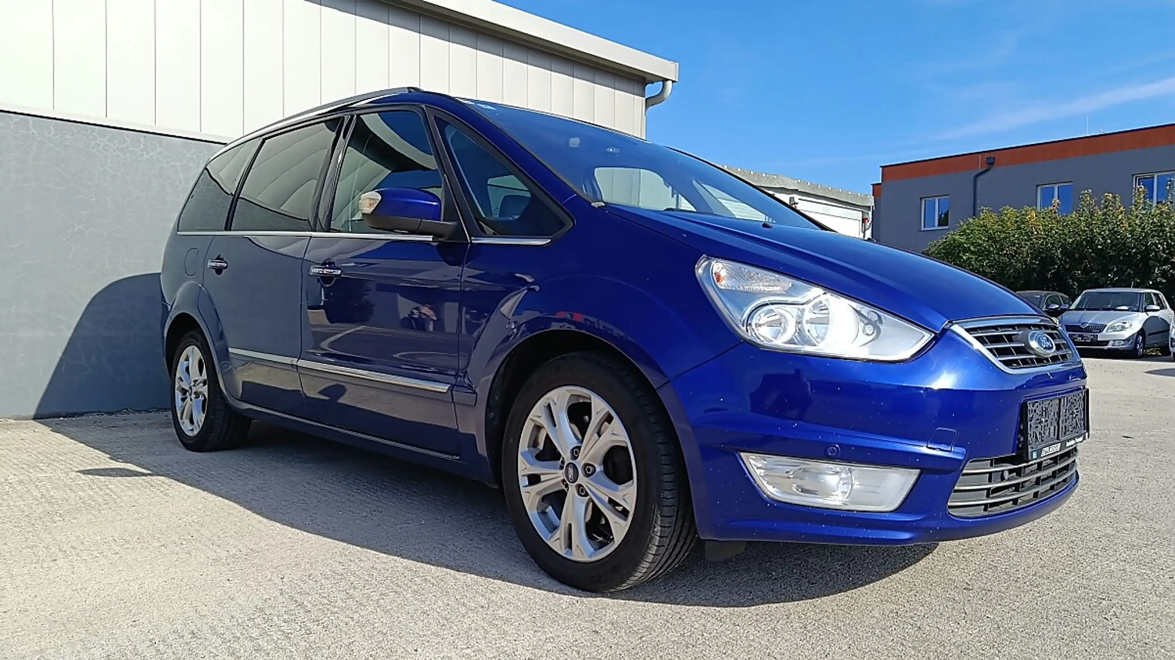 Ford Galaxy 2,0 TDI Titanium 7 Sitze — photo 2