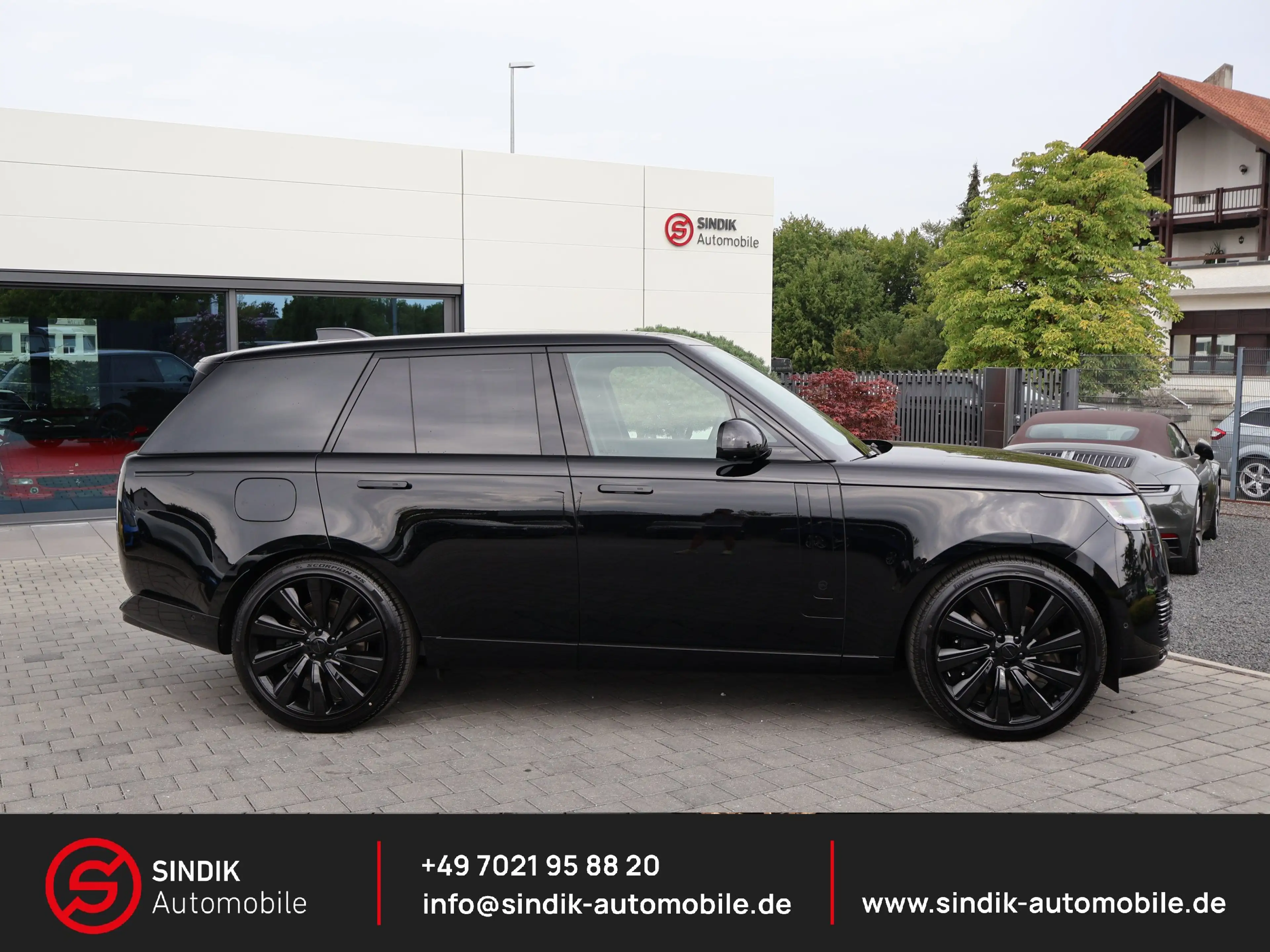 Land Rover Range Rover SV P615 EDITION Black RearTV-Massag