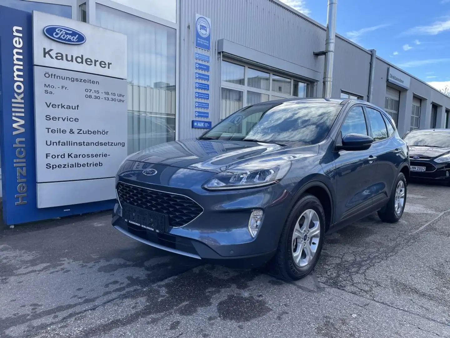 Ford Kuga 2.5 Duratec PHEV COOL&CONNECT Blau - 1