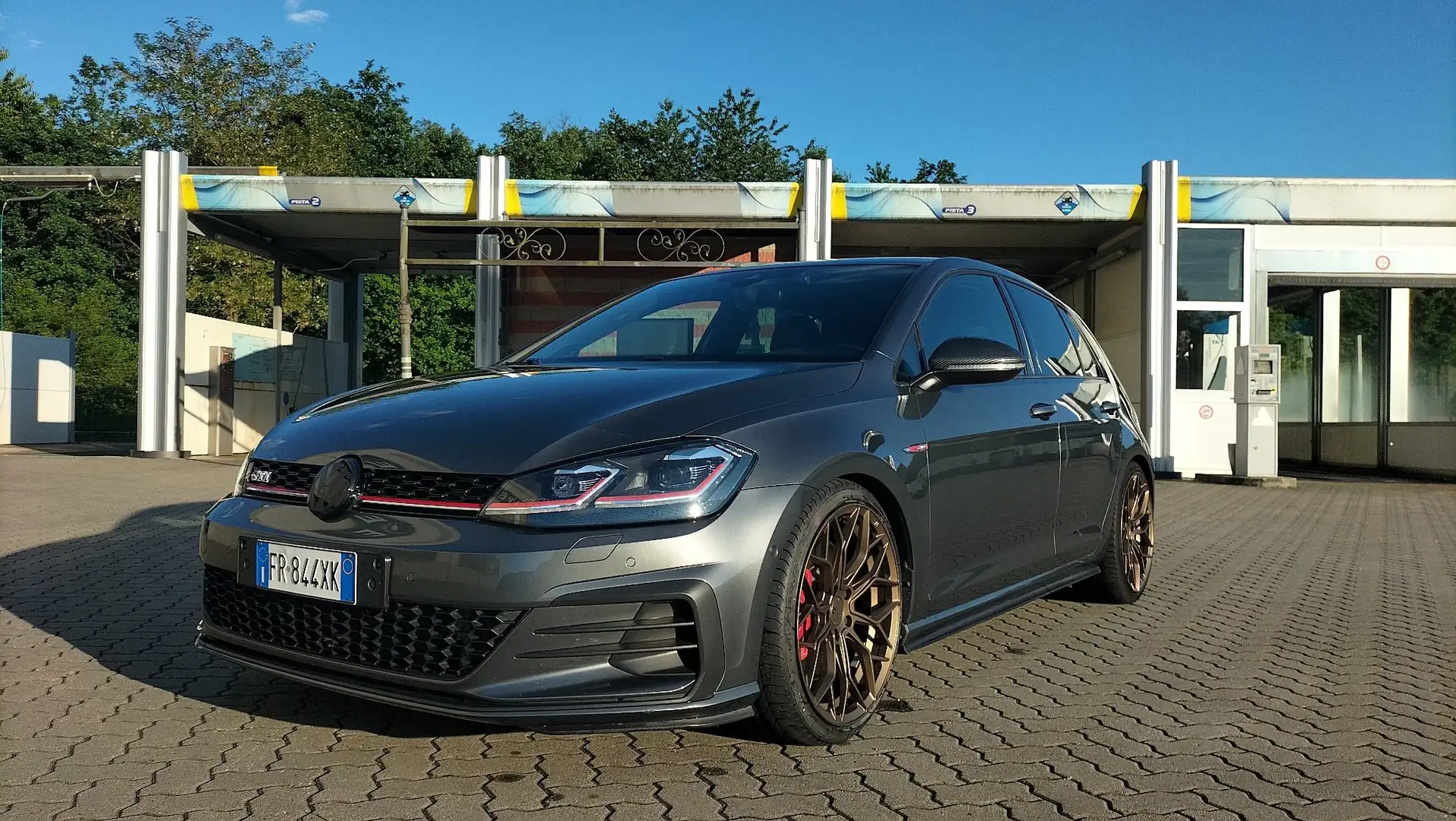 Volkswagen Golf GTI 5p 2.0 tsi Performance 245cv Grigio - 2