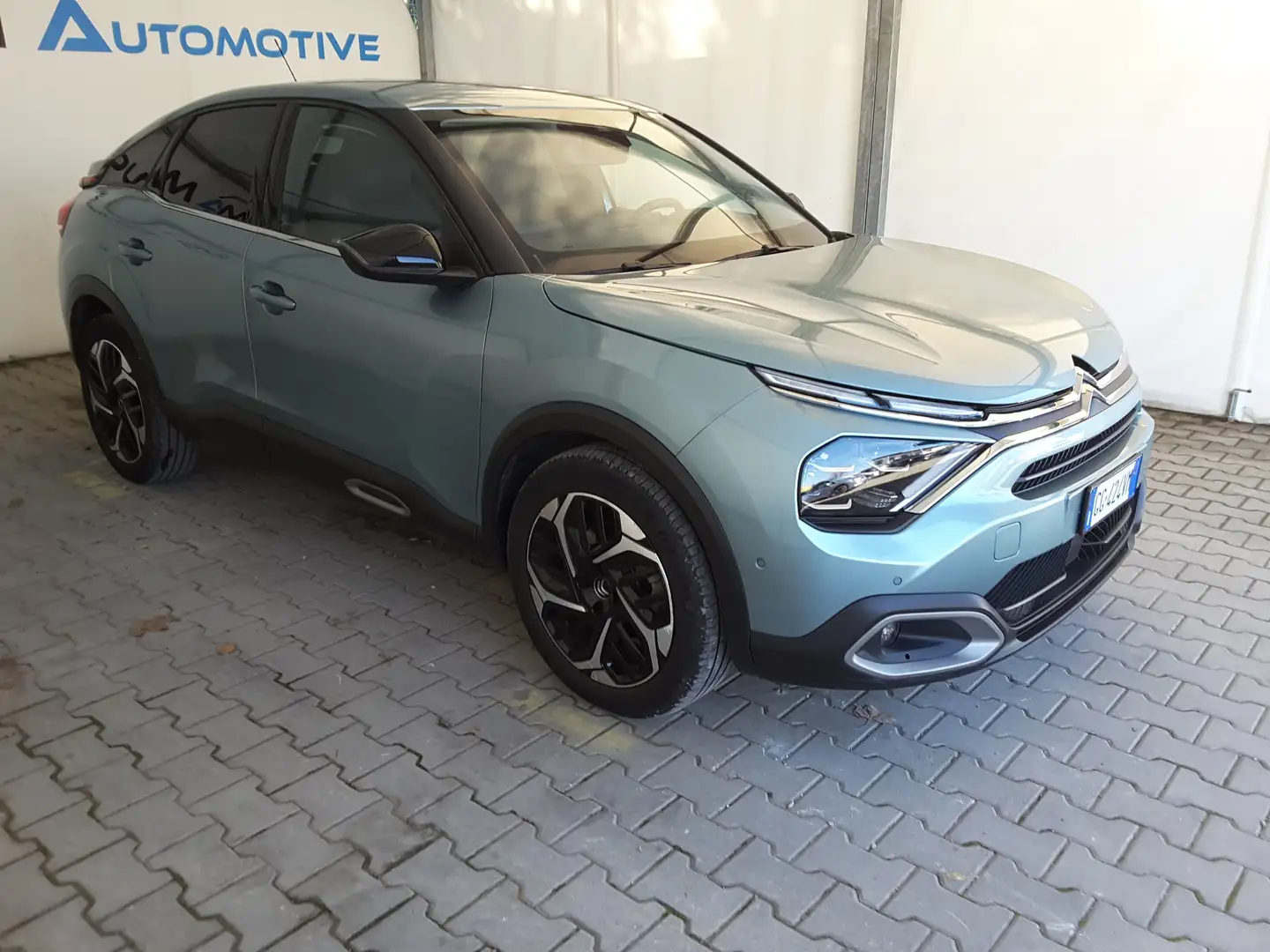 Citroen C4 1.5 BlueHDi 130cv EAT8 Shine Vert - 2