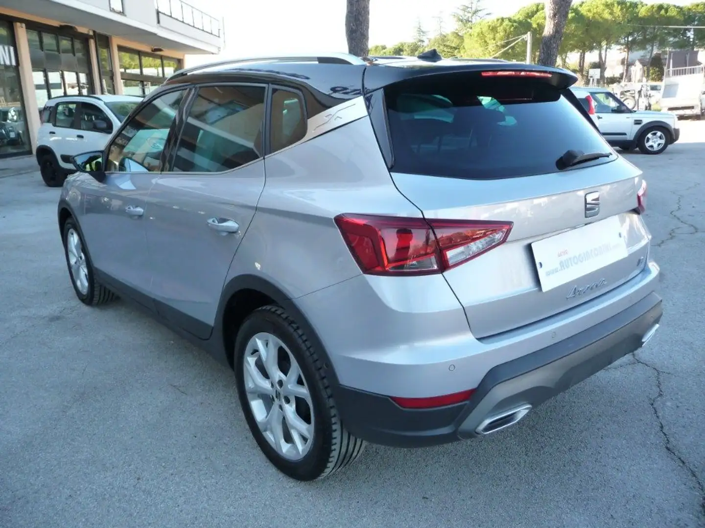 SEAT Arona 1.0 TGI FR ITALIANA Argent - 2